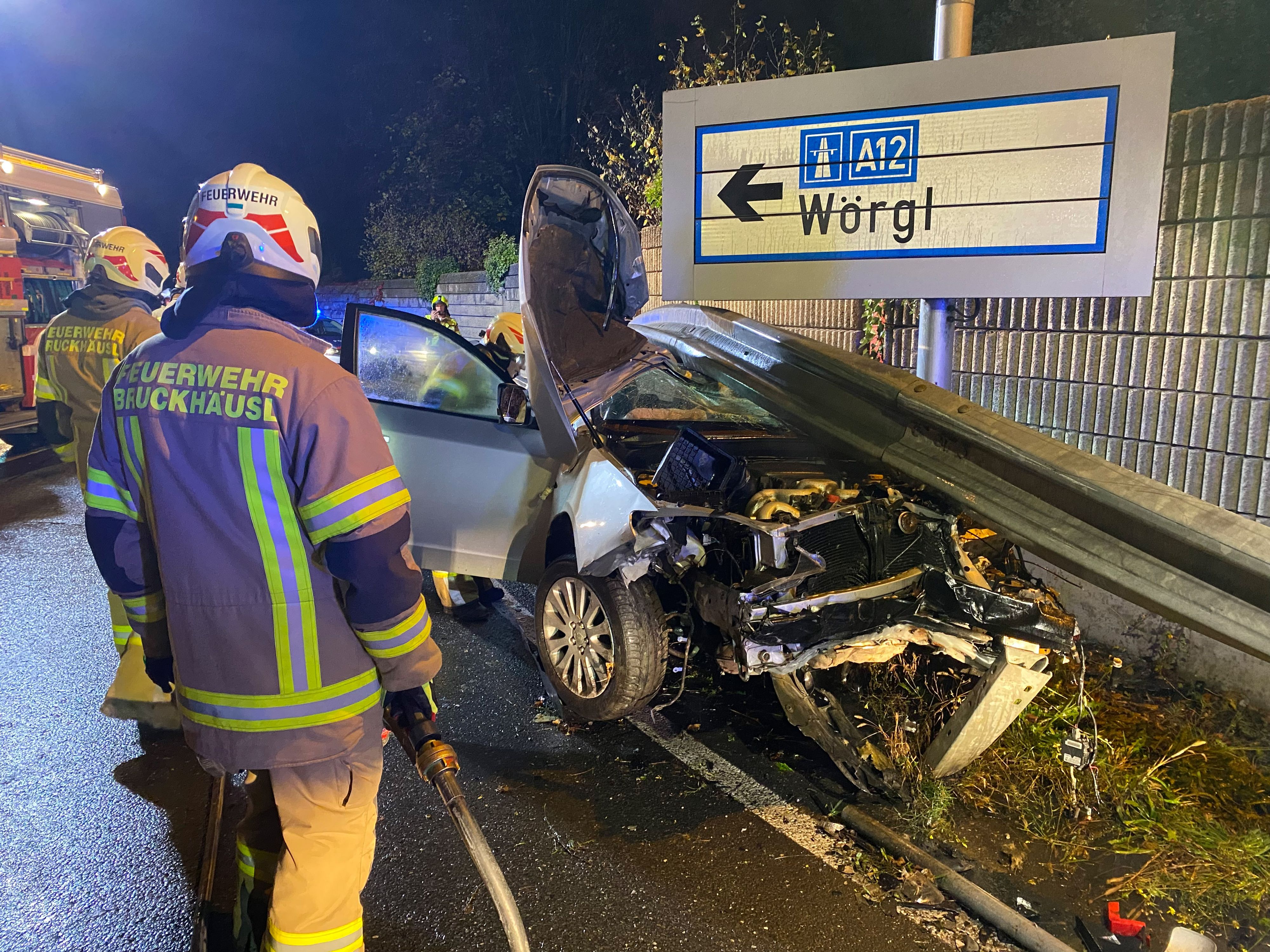Am Freitag kam es zu einem schweren Verkehrsunfall weil ein Mann alkoholisiert unterwegs war.