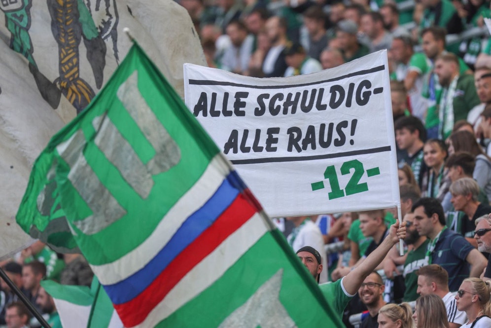 Der Block West forderte: 