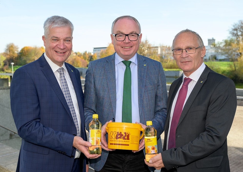 LAbg. Anton Kasser, LH-Stv. Stephan Pernkopf, Bgm. Roman Stachelberger (v.l.)