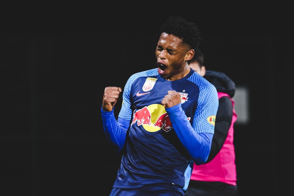 Junior Adamu feiert seinen Treffer gegen Wolfsberg. 