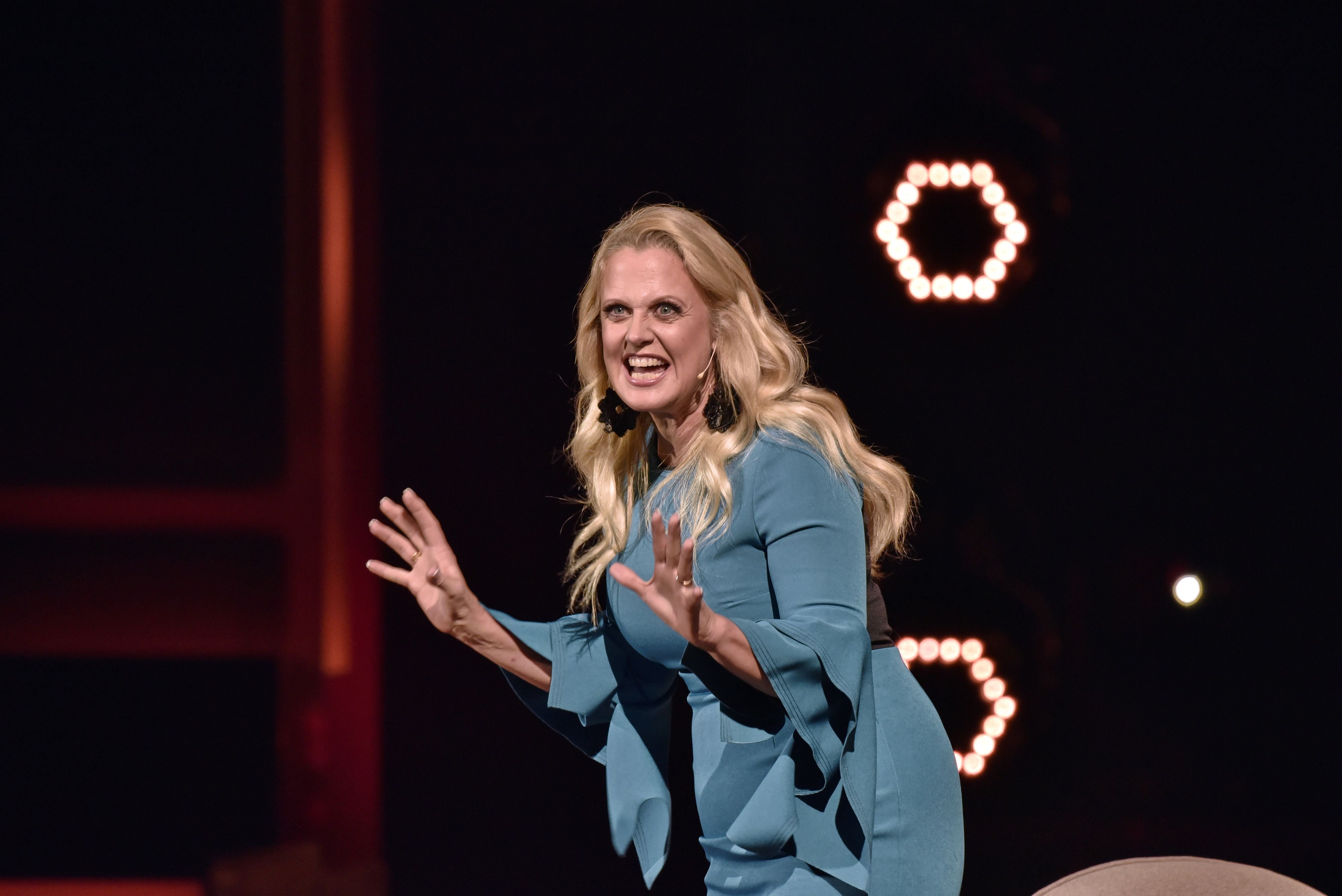 Barbara Schöneberger stand plötzlich ganz alleine da.