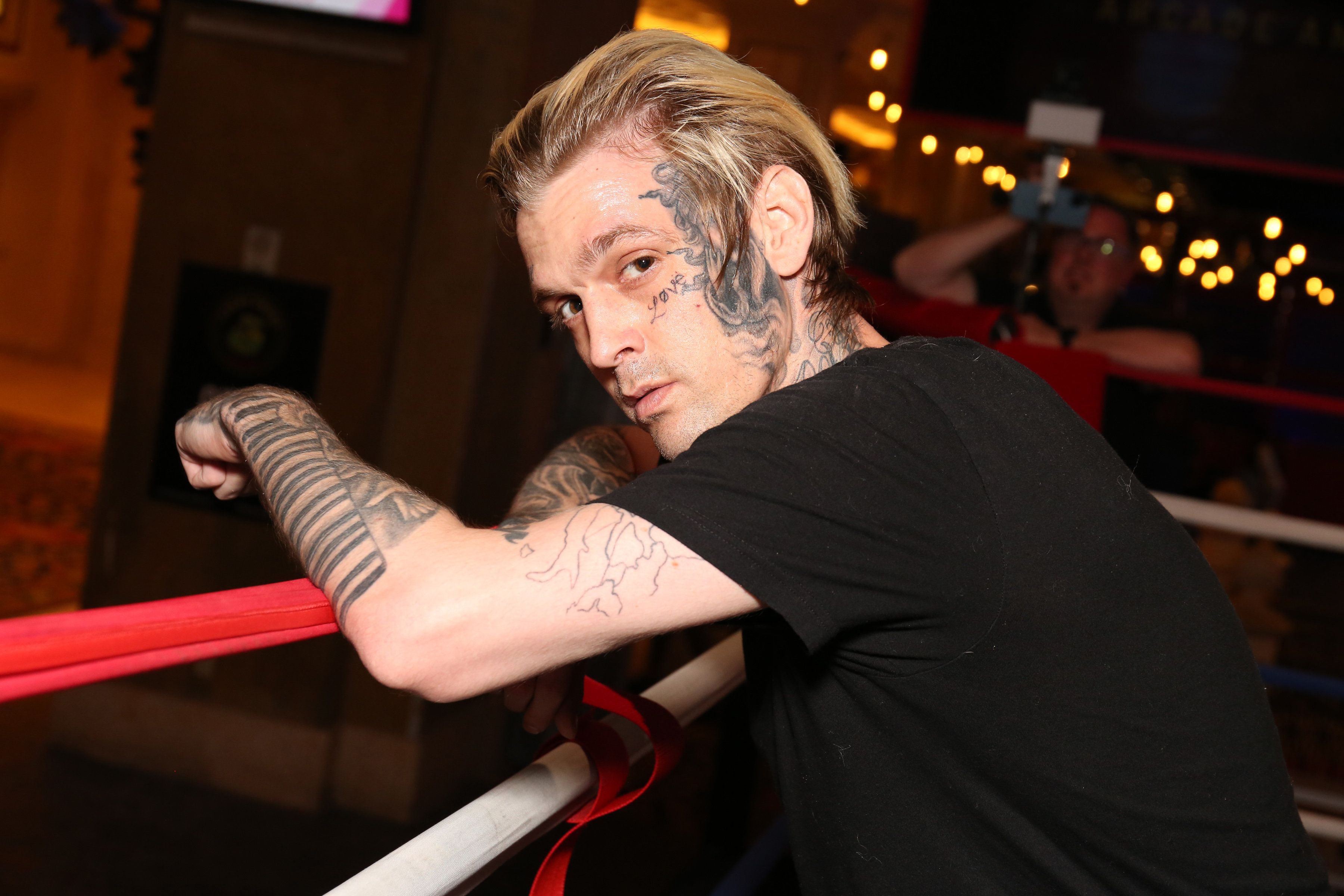 Aaron Carter soll in seiner Badewanne ertrunken sein.