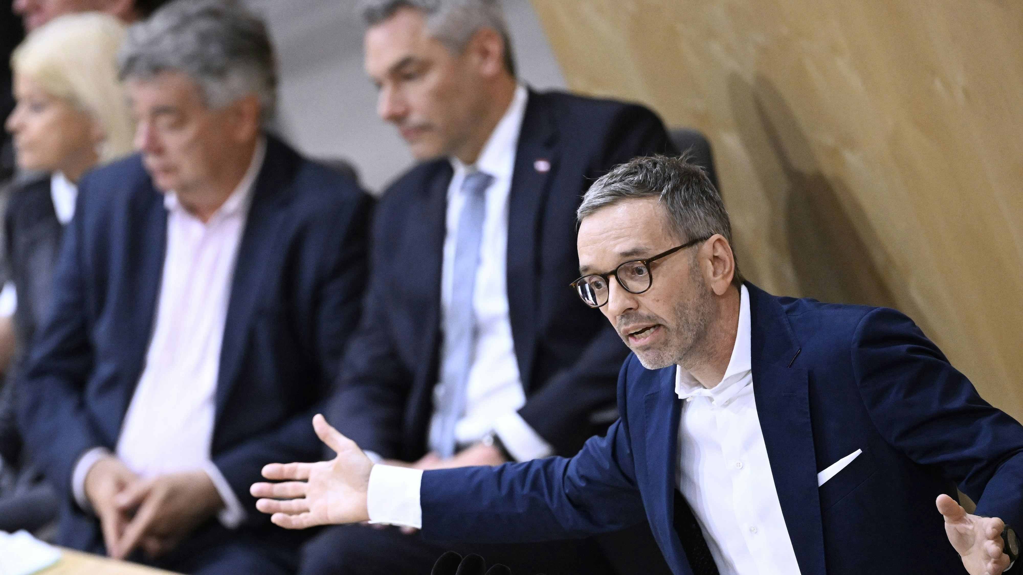 FPÖ-Chef Kickl geht auf die Bundesregierung los.