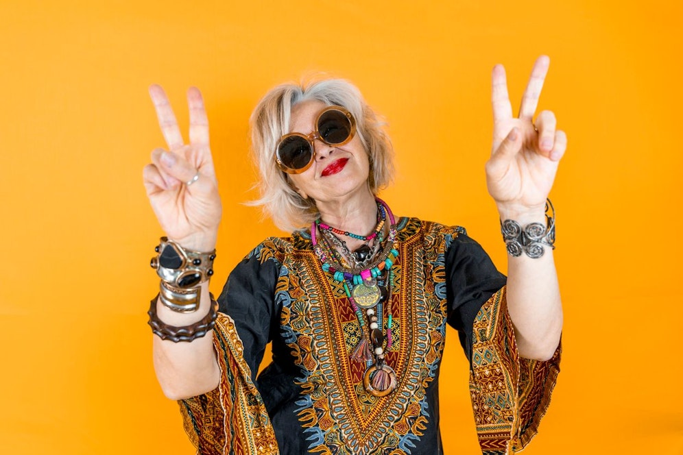 Alison Winterburn erkennt sich zunächst nicht einmal im Spiegel. Sie glaubt, sie sei jünger und befände sich in den 1970er Jahren, obwohl es 2012 und sie 51 Jahre alt war. (Symbolbild)