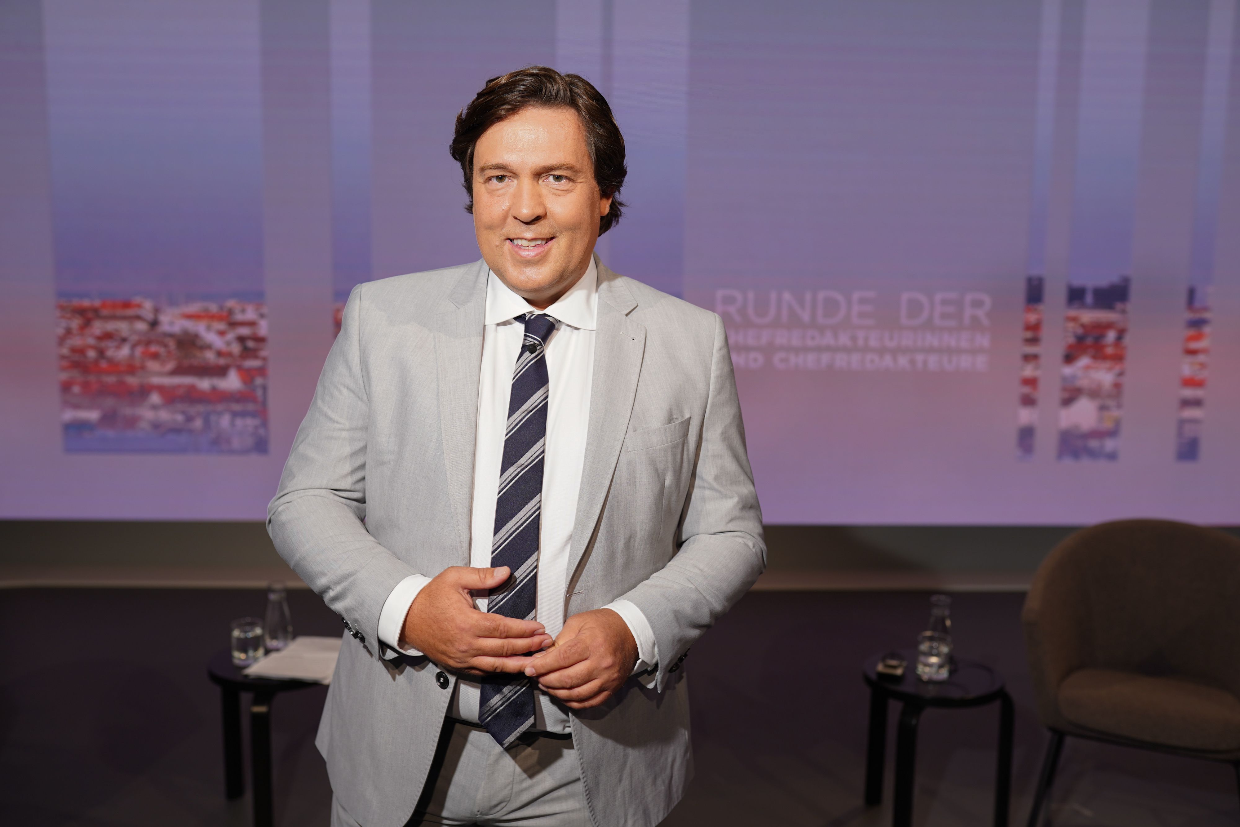 Paukenschlag Beim ORF – ZiB-Chef Wird Beurlaubt | Heute.at