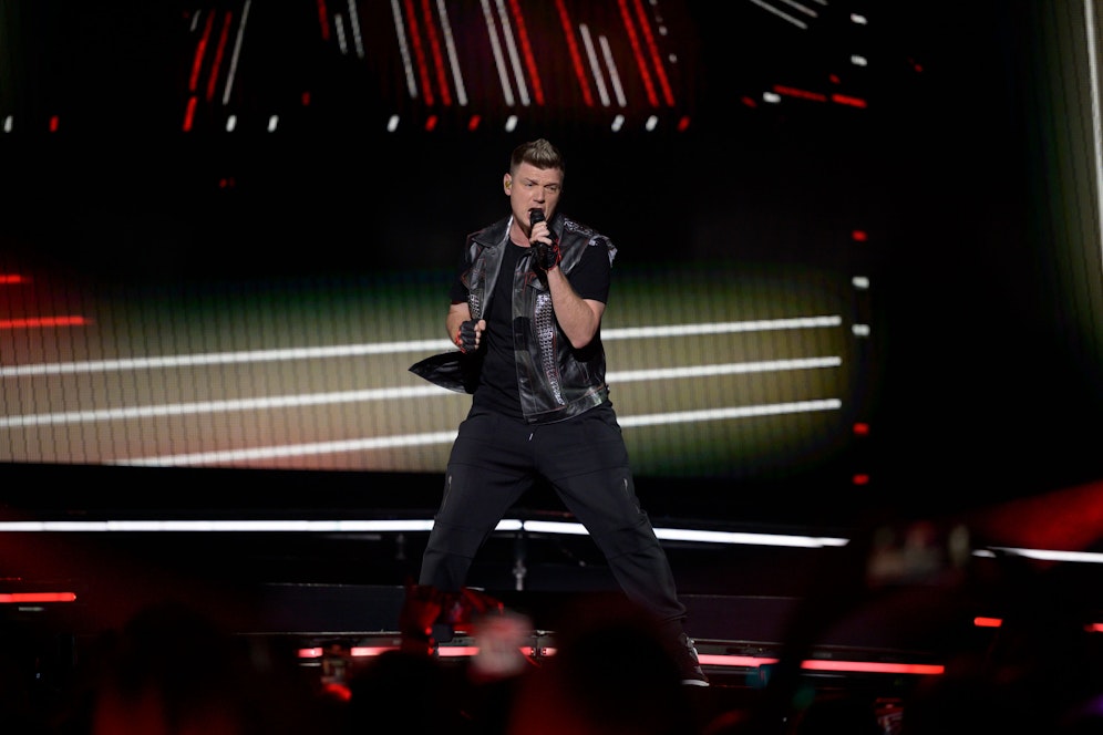 Am Samstag verstarb sein kleiner Bruder Aaron, am Sonntag trat Nick Carter mit den Backstreet Boys in London auf