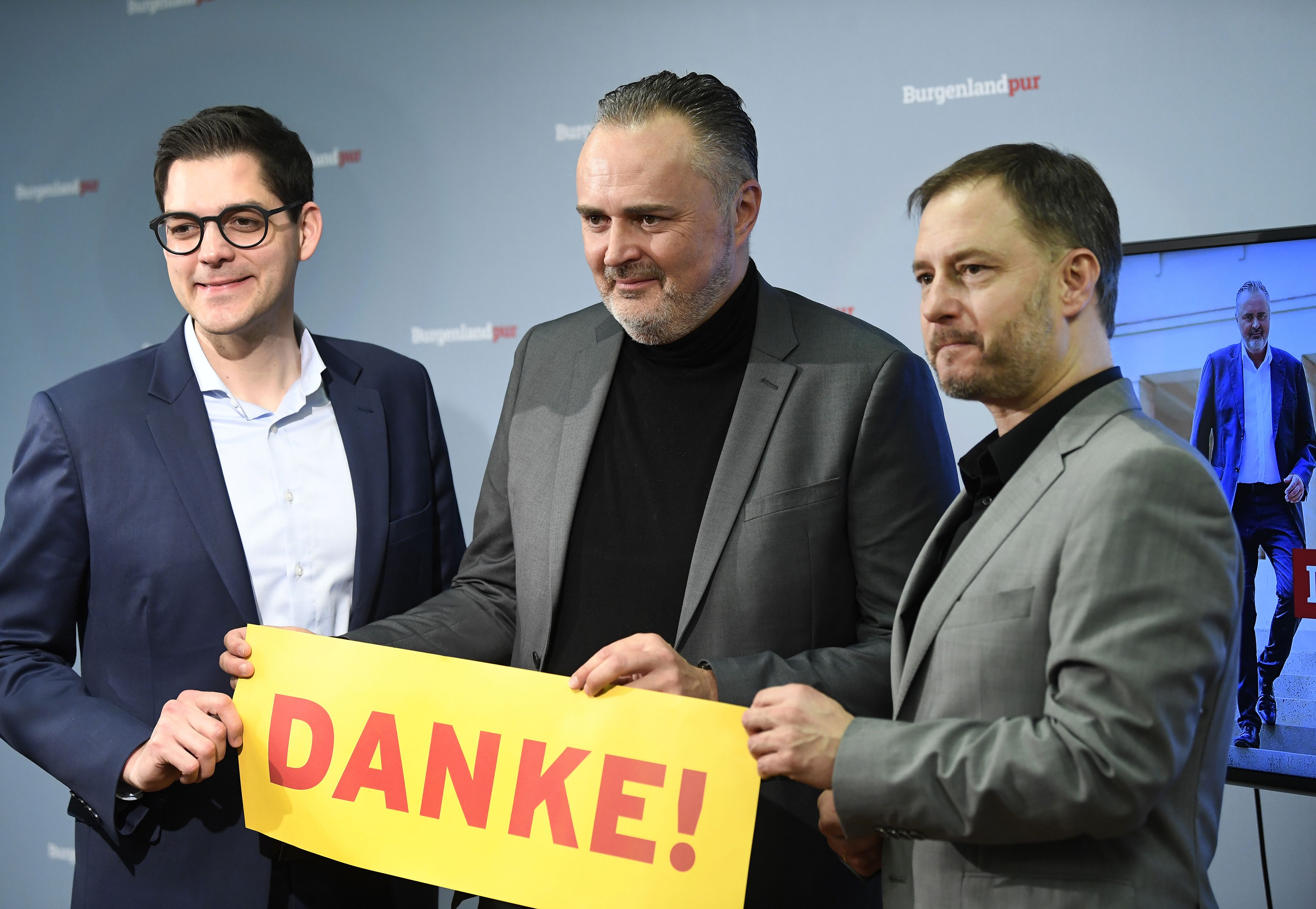Burgenlands Landeshauptmann Hans Peter Doskozil mit Landesgeschäftsführer Roland Fürst (rechts).