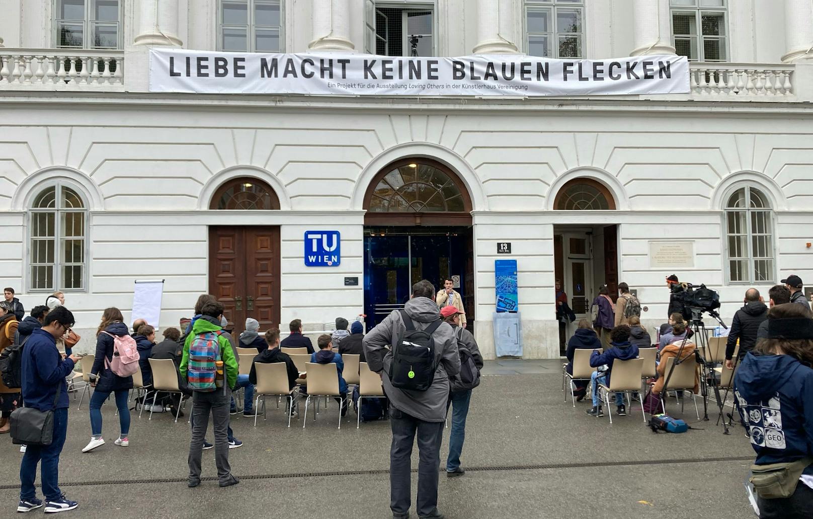 Am 7. November protestierten die Universitäten in Wien. Die TU macht mit einem Aktionstag aufmerksam. 