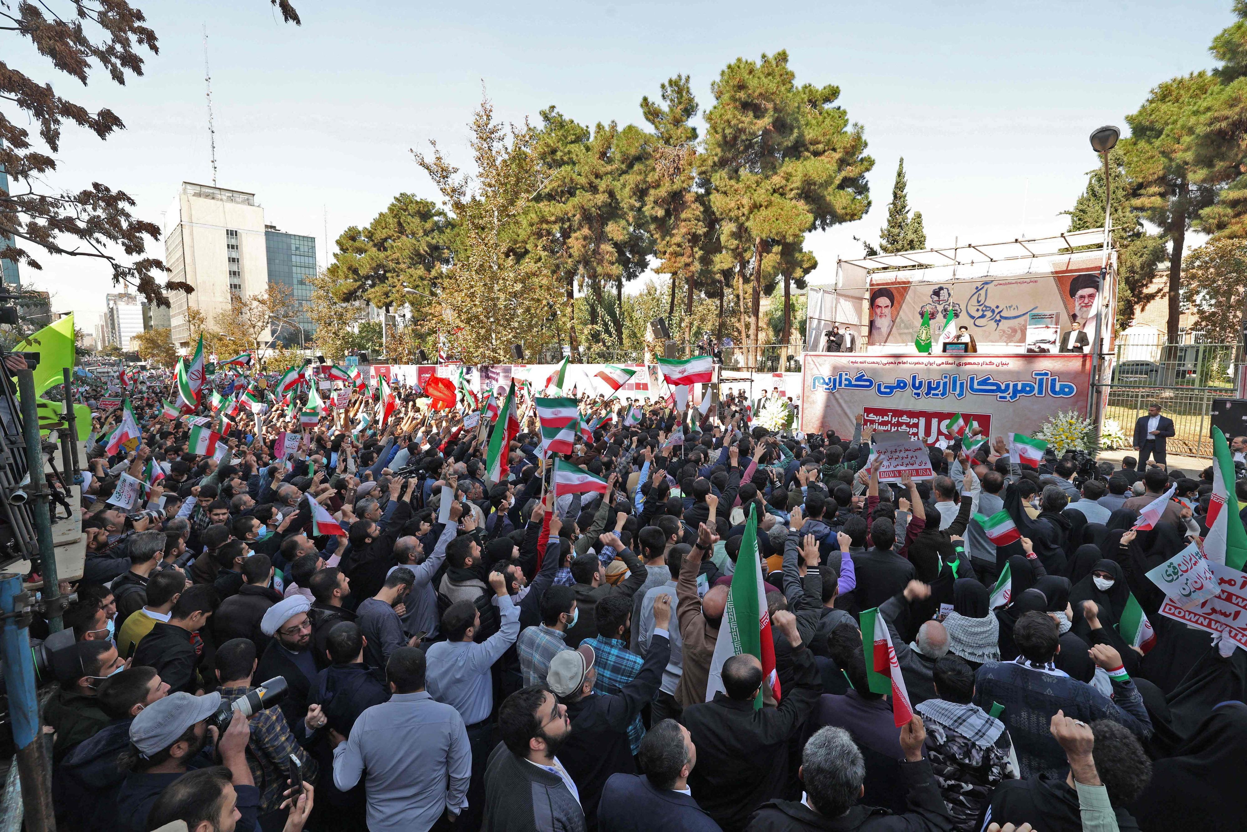 Mehr als sechs Wochen dauern die blutigen Proteste im Iran nun an. 