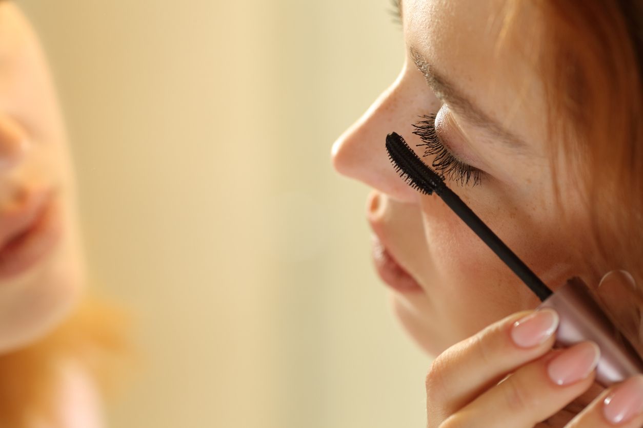 Irgendwann einmal erreichst du einen Punkt, an dem deine Haare immer spärlicher werden. Damit sind aber nicht nur die Kopfhaare gemeint. 