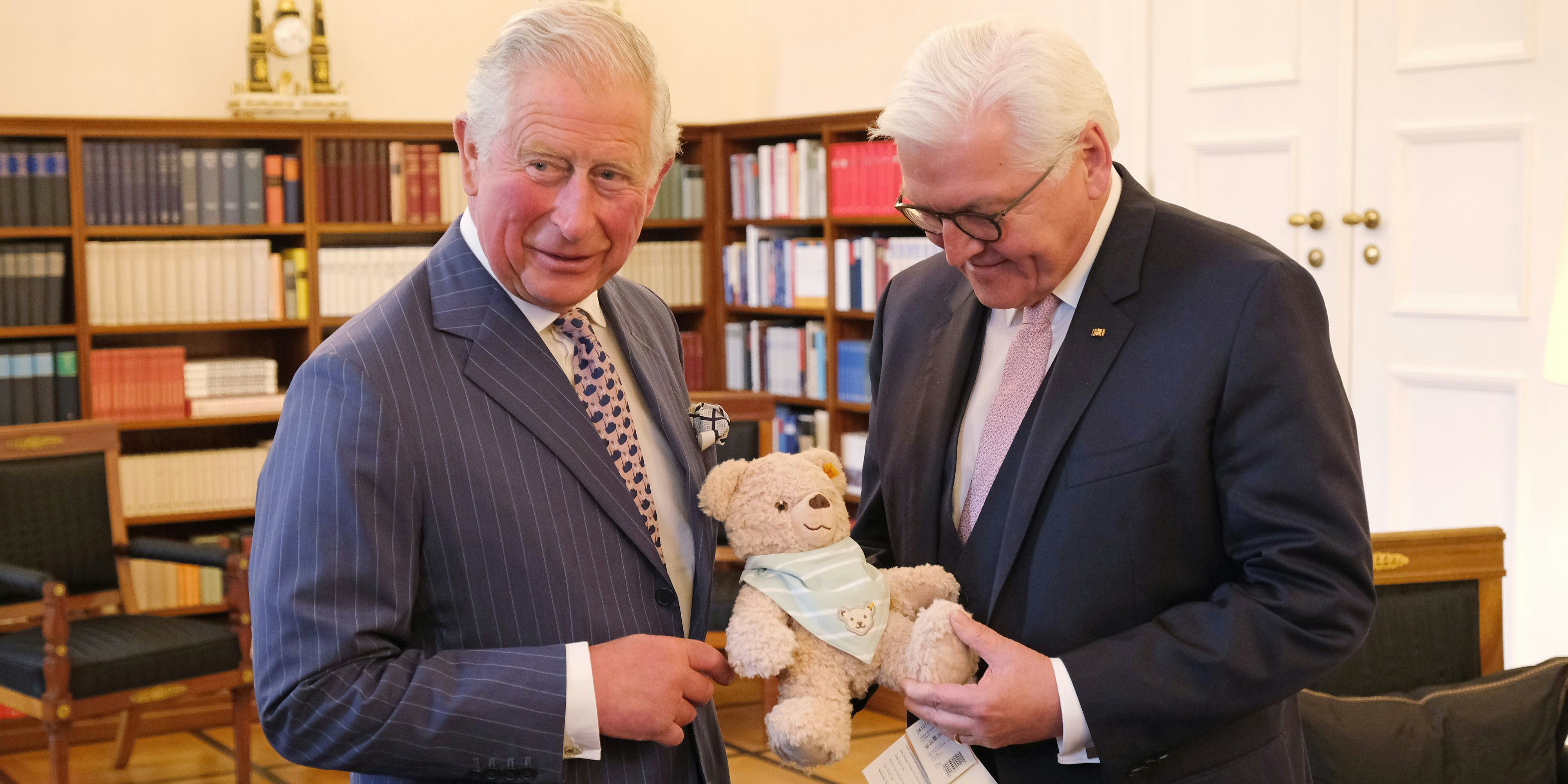 Charles mit dem deutschen Bundespräsidenten Frank-Walter Steinmeier im Jahr 2019