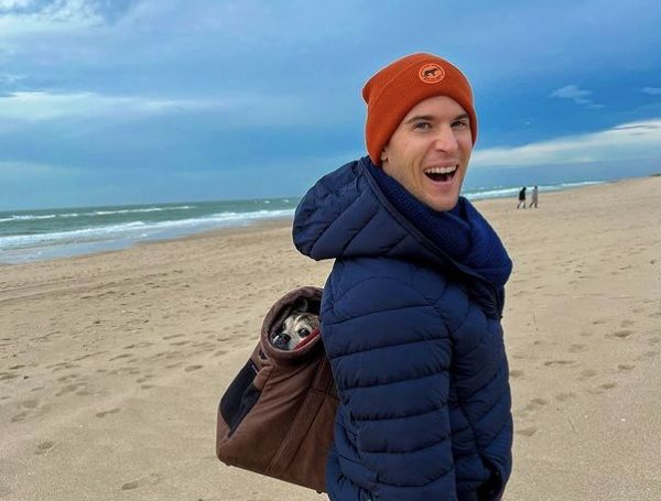 Dominic Thiem tankt am Meer Energie.