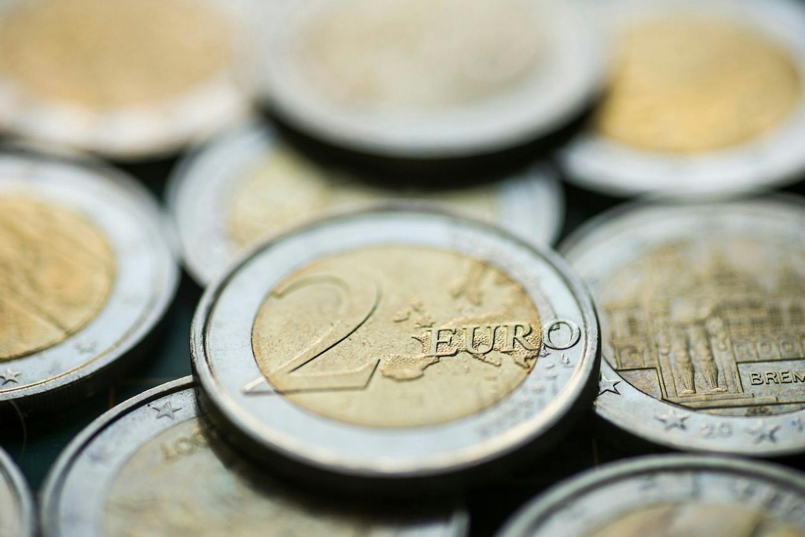 Neben den Euro-Münzen der Zwergenstaaten sind Münzen mit Fehlprägungen bei Sammlern begehrt. (Symbolbild).