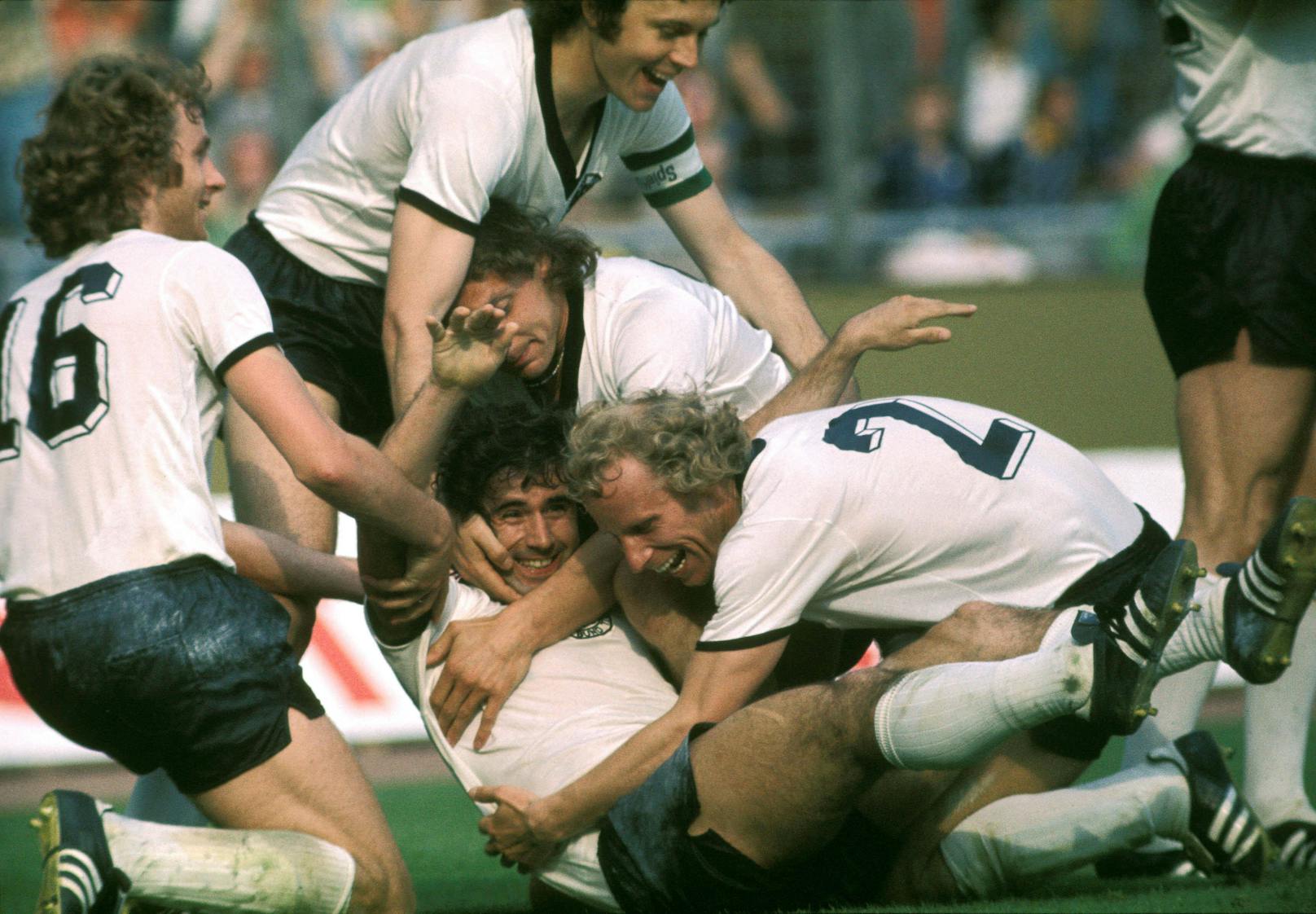 <strong>1974 – Deutschland:</strong> Im Finale gibt es einen 2:1-Sieg gegen die Niederlande