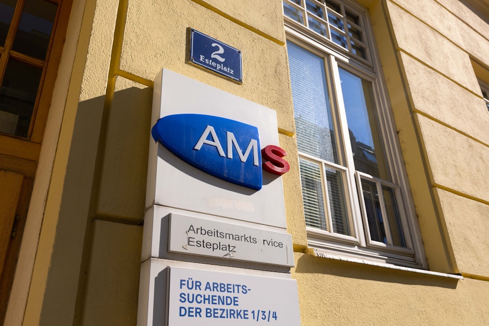 Arbeitsminister MArtin Kocher enthüllte neue Details zur kommenden Arbeitslosenversicherungsreform.