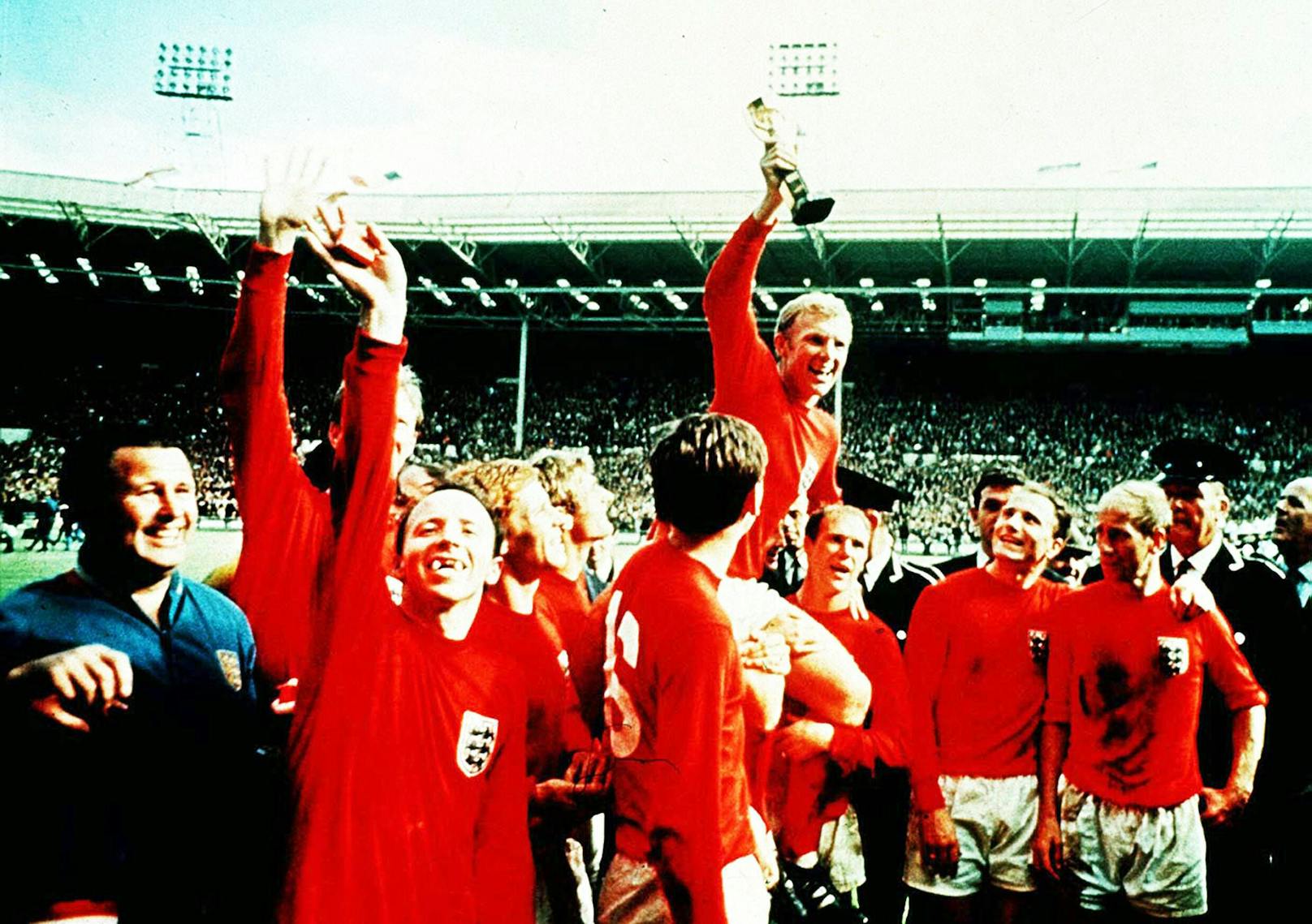<strong>1966 – England:</strong> Das "Mutterland des Fußballs" holt den ersten und einzigen Finalsieg