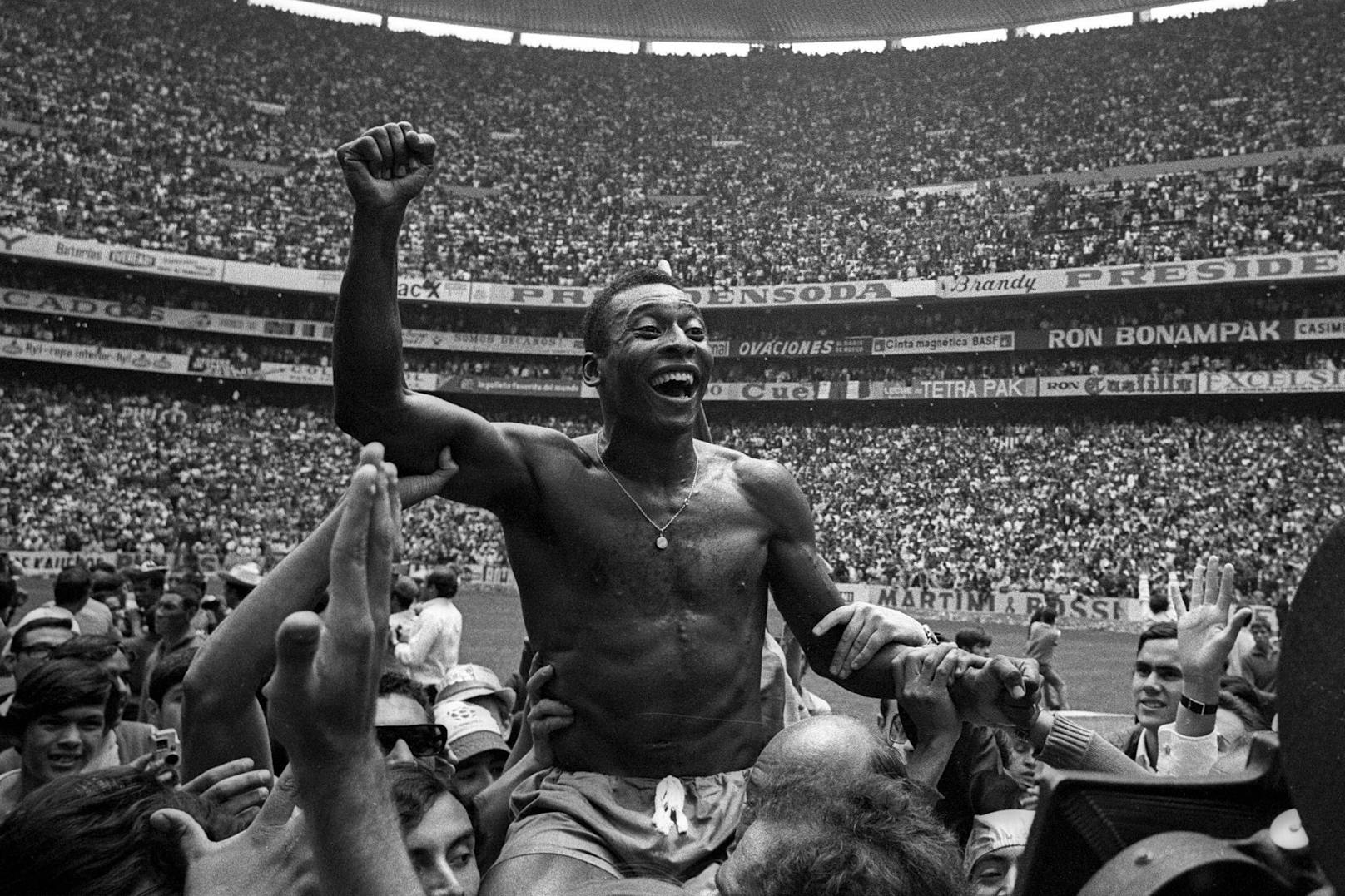 <strong>1970 – Brasilien:</strong> Der Titel ist zurück in Südamerika, Pele jubelt erneut