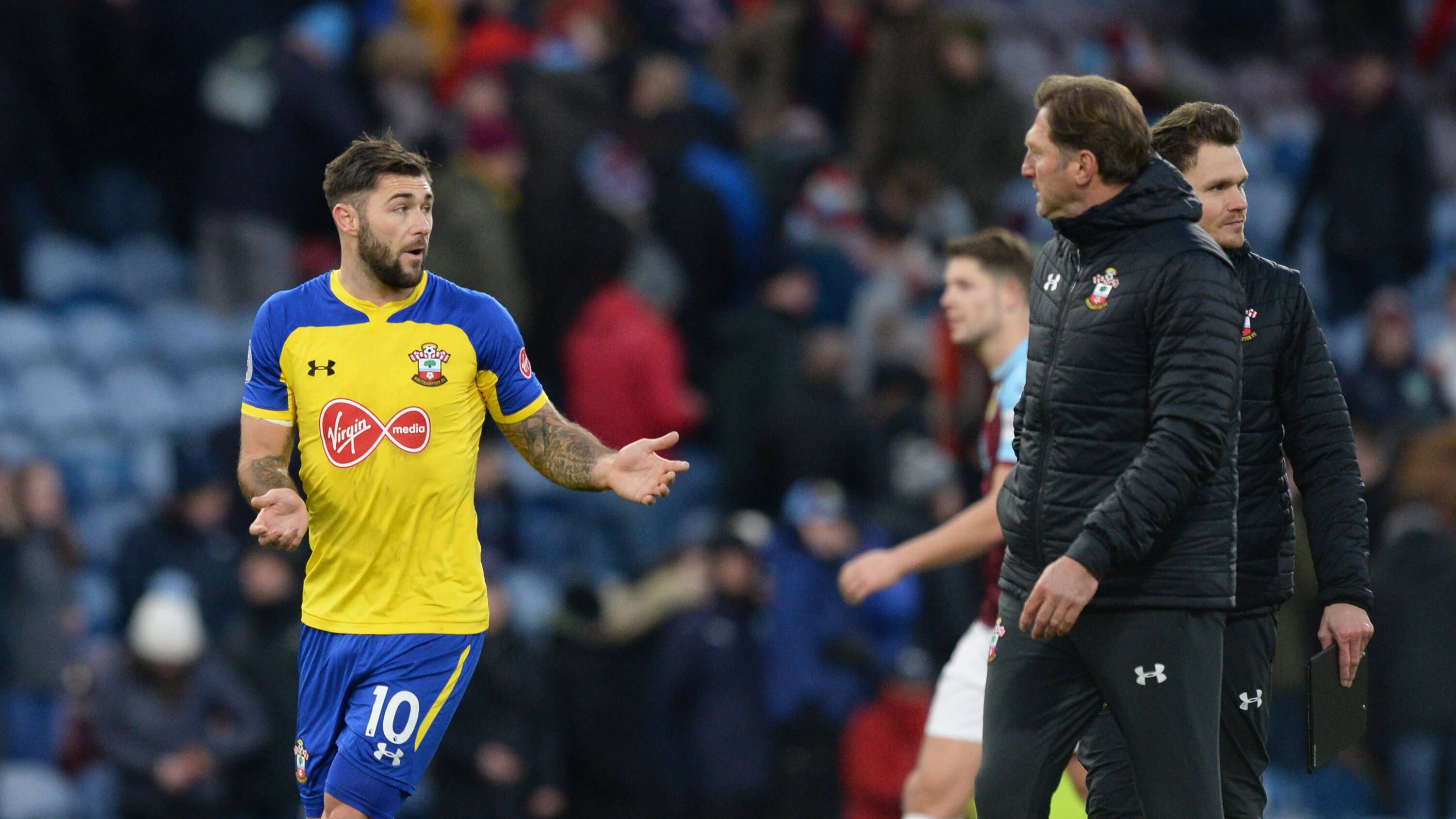Charlie Austin und Ralph Hasenhüttl - nicht immer einer Meinung.
