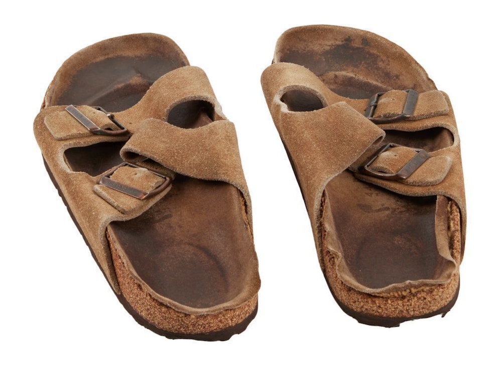 Der Gebot für die Sandalen startet bei 15.000 Dollar.