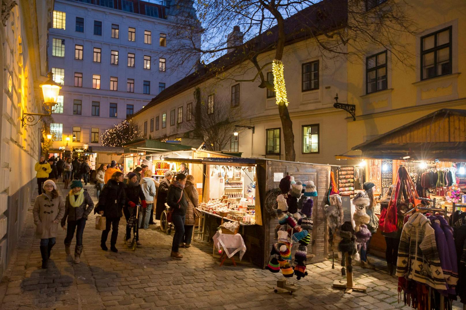 Mit 125 Ständen wird der Weihnachtsmarkt am Spittelberg heuer zum größten der Stadt. Start ist am 11. November.
