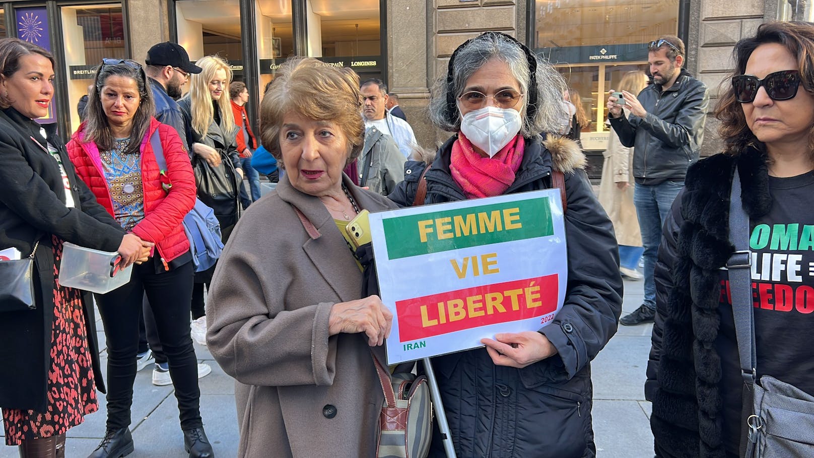 Nach dem Tod von Mahsa Amini wurden Haare der Frauen zum Symbol des Widerstands.