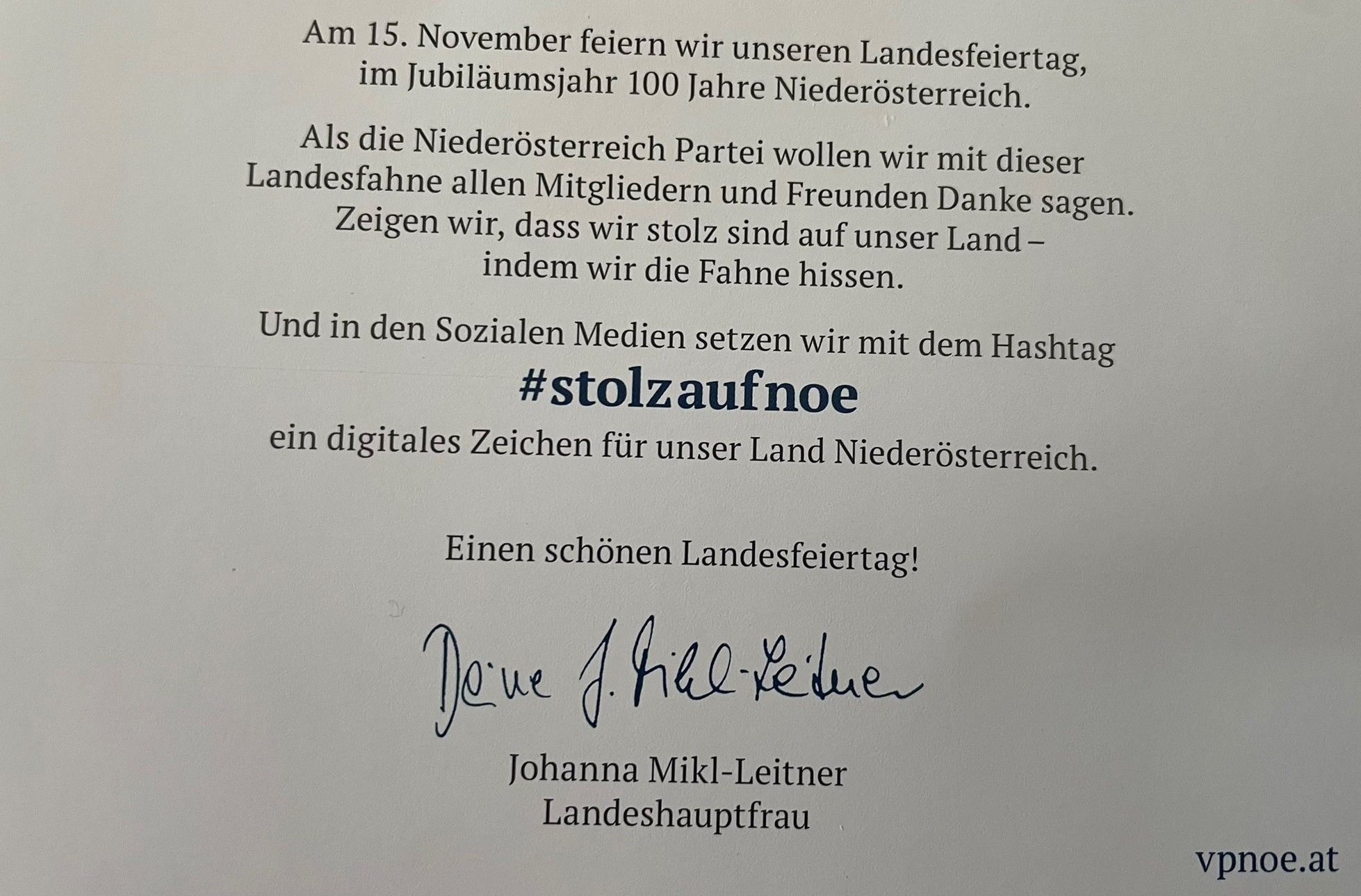 Ein gemeinsames "Flaggen hissen" soll verbinden.&nbsp;