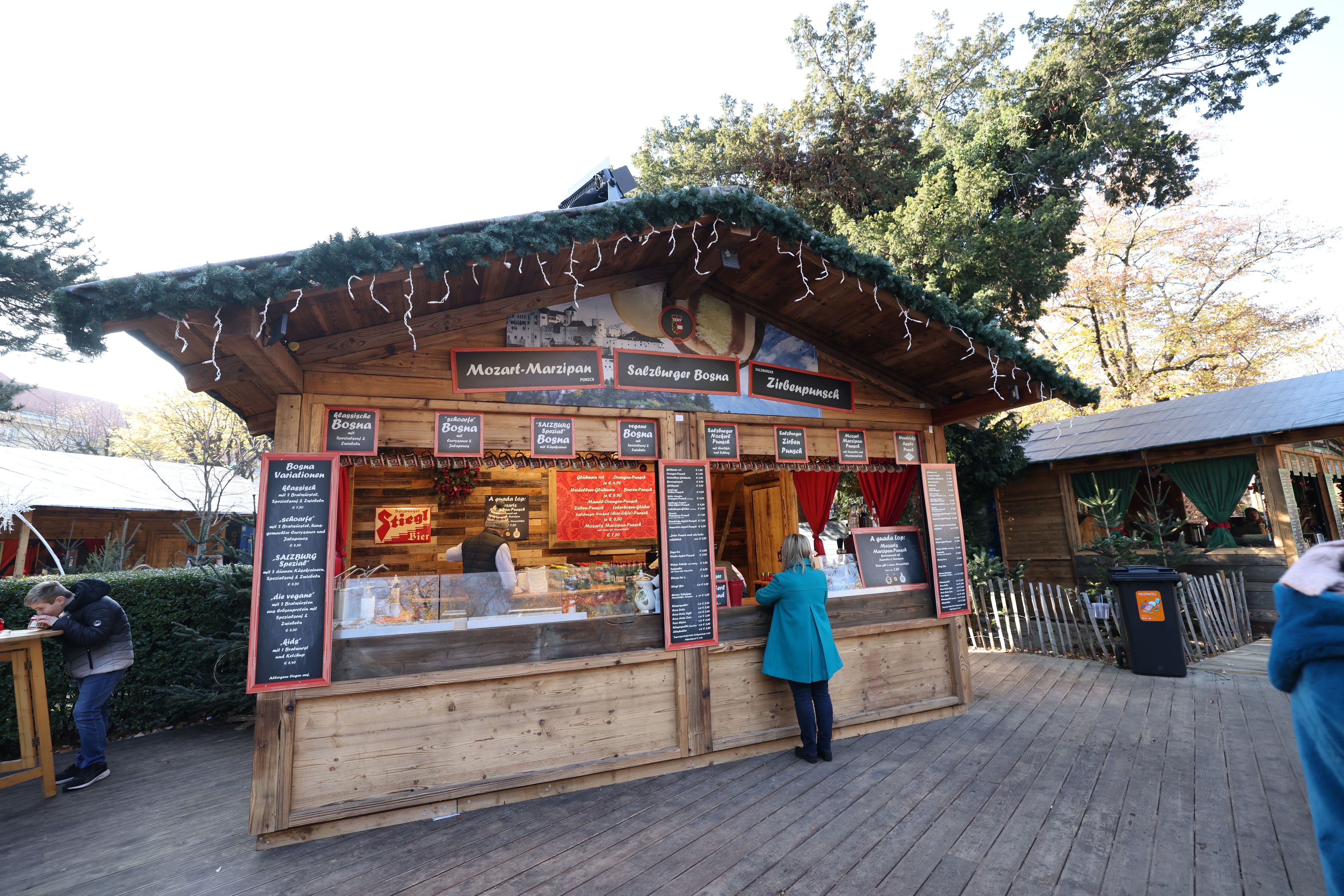 Die Weihnachtsmärkte sperren wieder auf, zum Teil mit unterschiedlichen Preisen.
