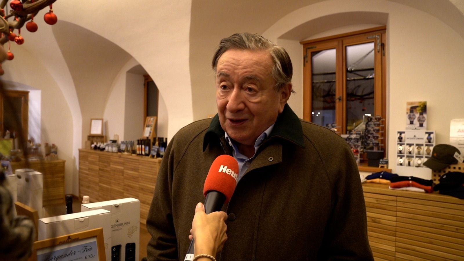 Richard Lugner ist ohne seinen Streichelzoo nach Kärnten gereist