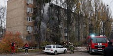 Russische Raketen treffen Wohngebäude in Kiew