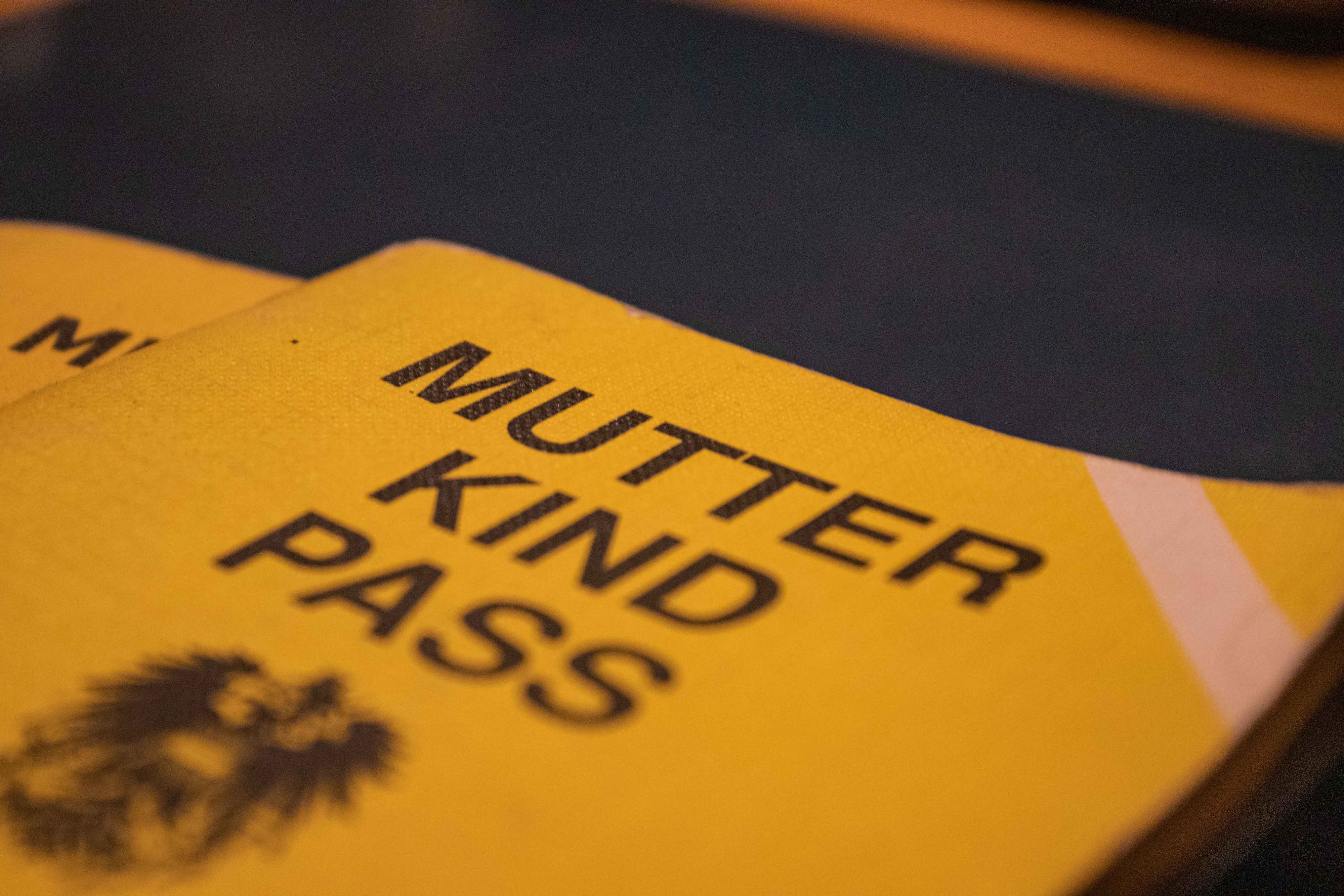 Mutter-Kind-Pass: Bestätigung zu spät abschicken kostet 1.300 Euro