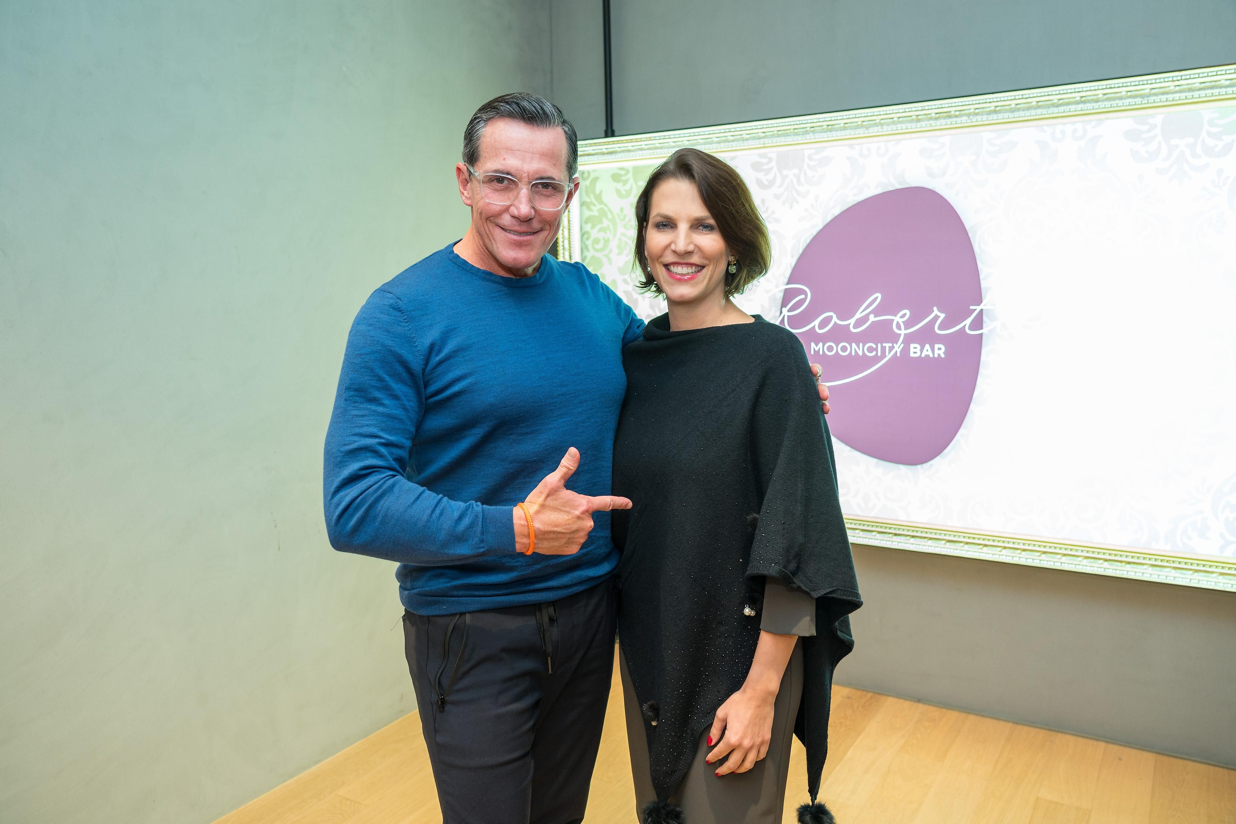 "Fit mit Philipp" Jelinek und Karoline Edtstadler beim Austrian Gentlemen's Club