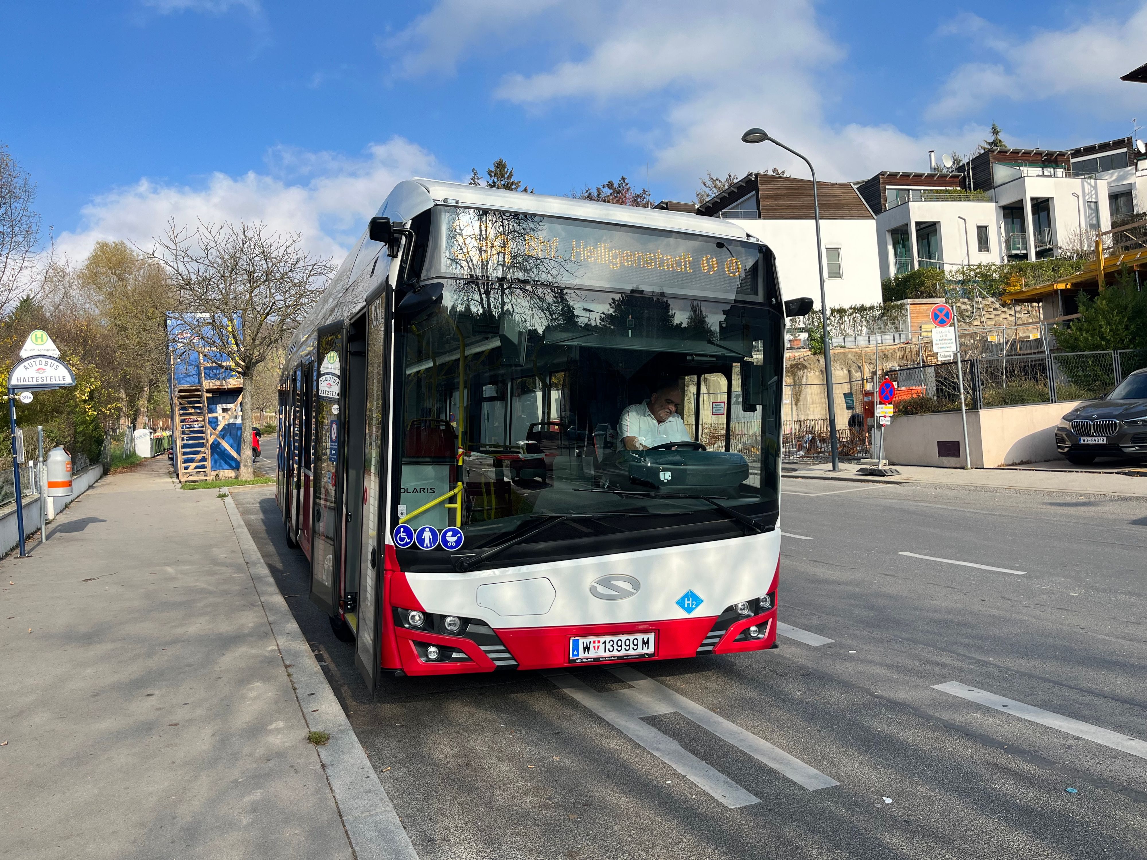 Der erste Wasserstoffbus der Wiener Linien fährt auf der Linie 39A.