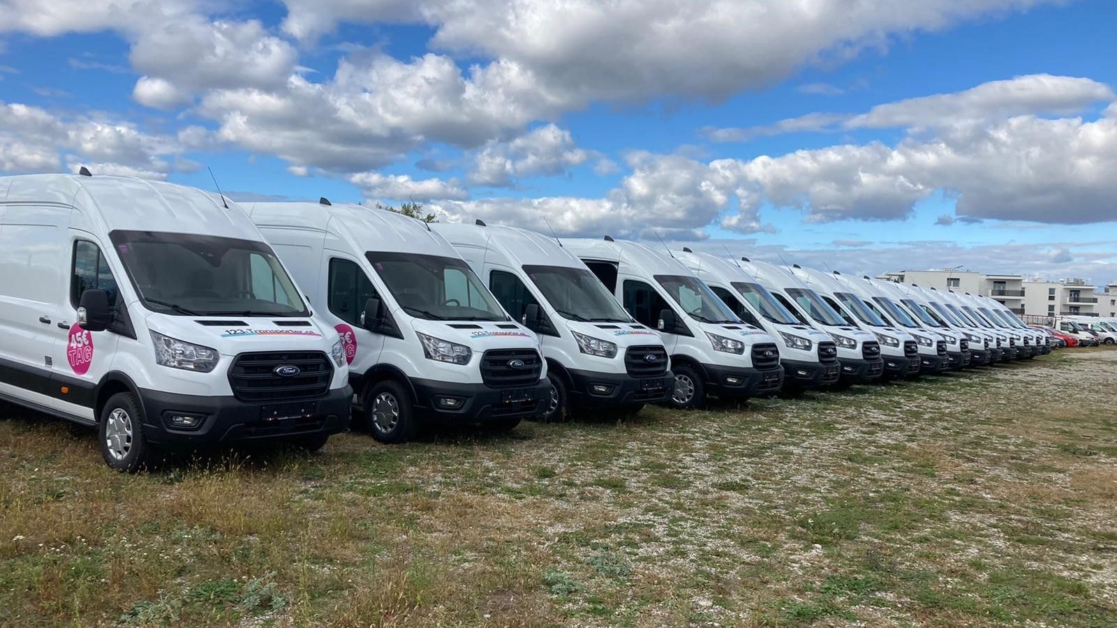 Heute.at - Paukenschlag! 123-Transporter nun im Visier der Justiz