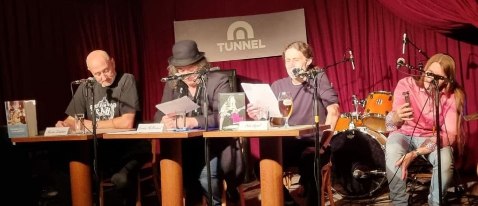 Im Tunnel Vienna wird gelesen, gelacht, philosophiert und musiziert. Ein Veranstaltung lädt am Donnerstag bei gratis Eintritt zu einem kultigen Programm.