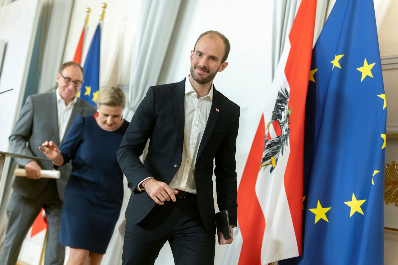 Heute.at - Papierverbot – erstes Kabinett nun komplett digital