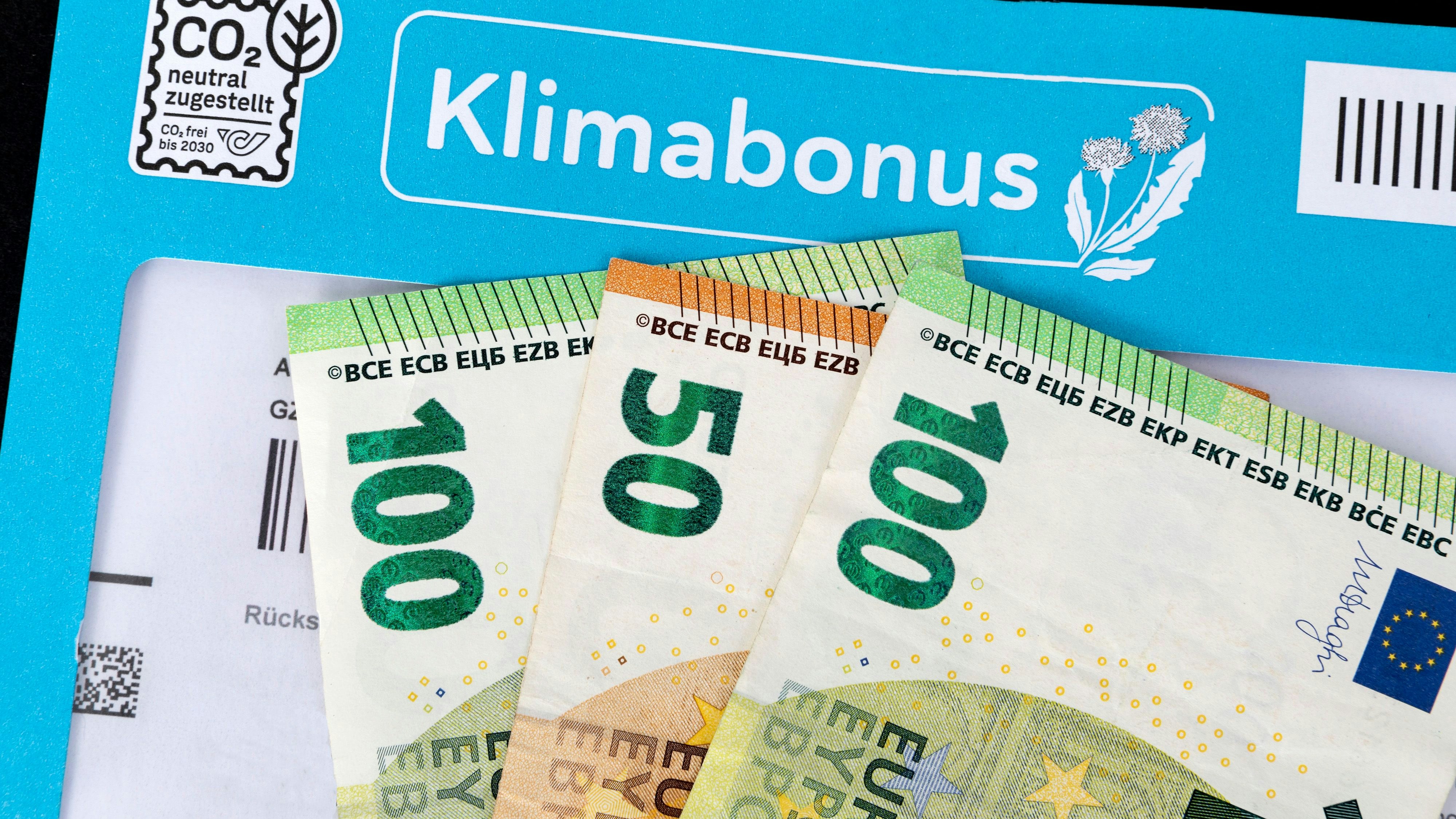 Download von www.picturedesk.com am 17.11.2022 (15:18).  Klimabonus und Antiteuerungsbonus für Jugendliche - 20221017_PD12515 - Rechteinfo: Rights Managed (RM)