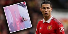 United kratzt Ronaldo von Old-Trafford-Fassade