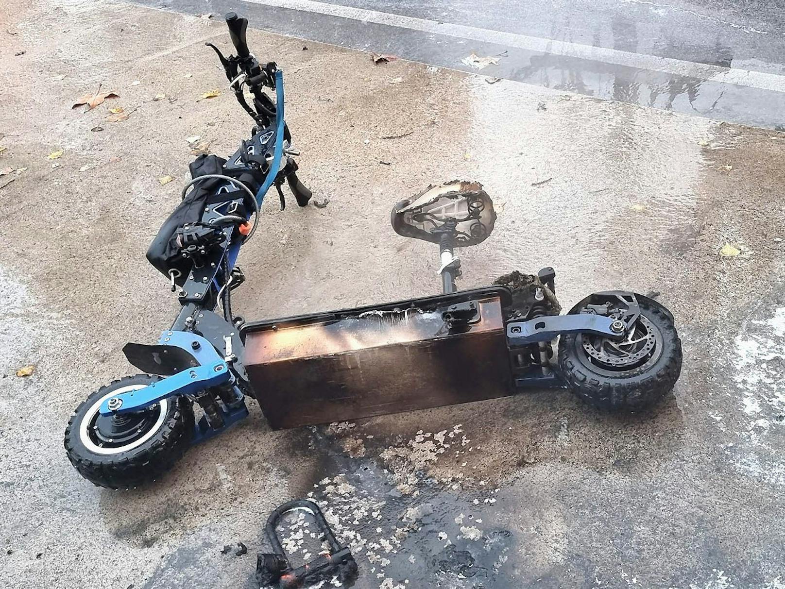 E-Scooter fing während der Fahrt Feuer