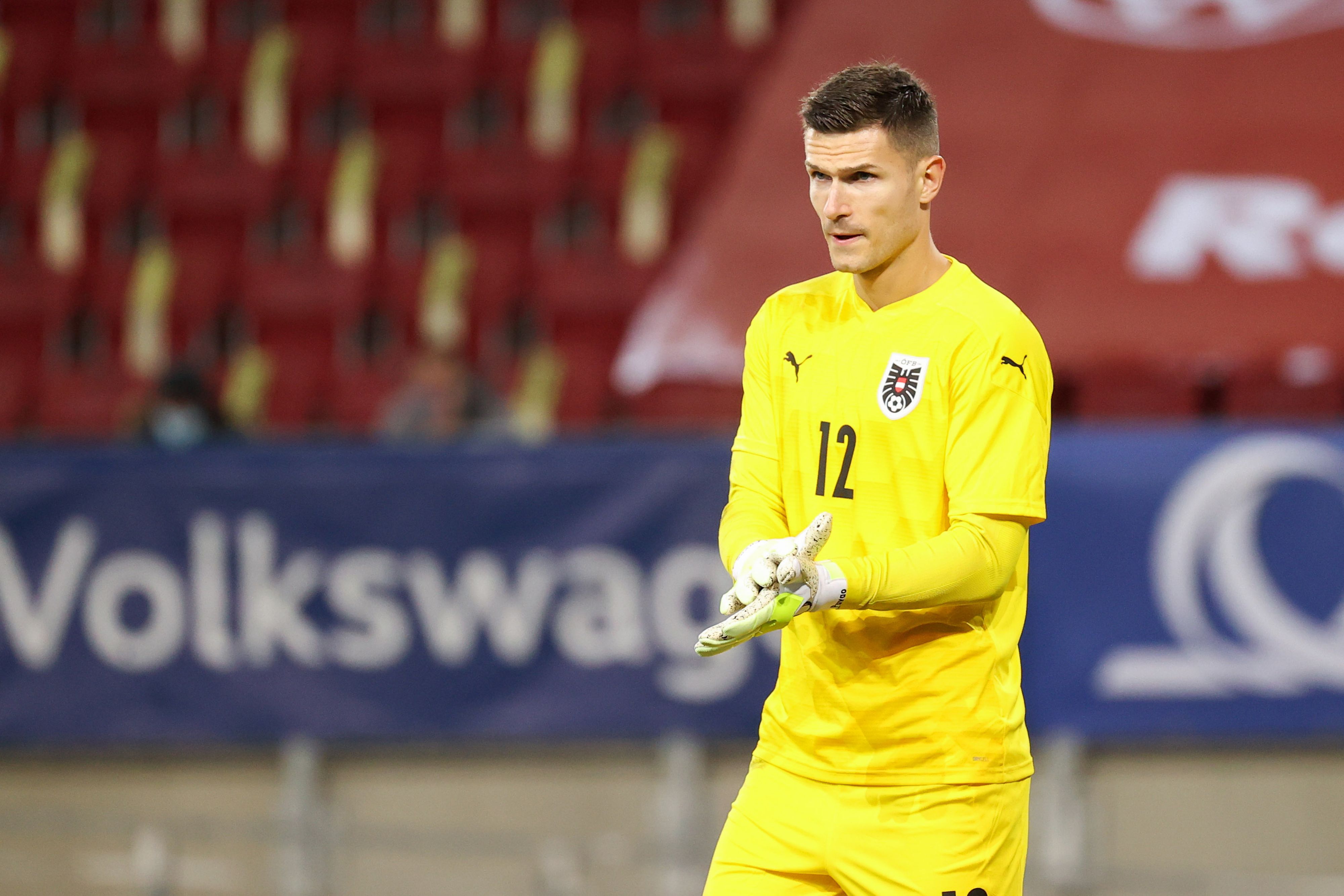 ÖFB-Goalie Pavao Pervan berichtet über seine Erfahrungen im WM-Gastgeberland.