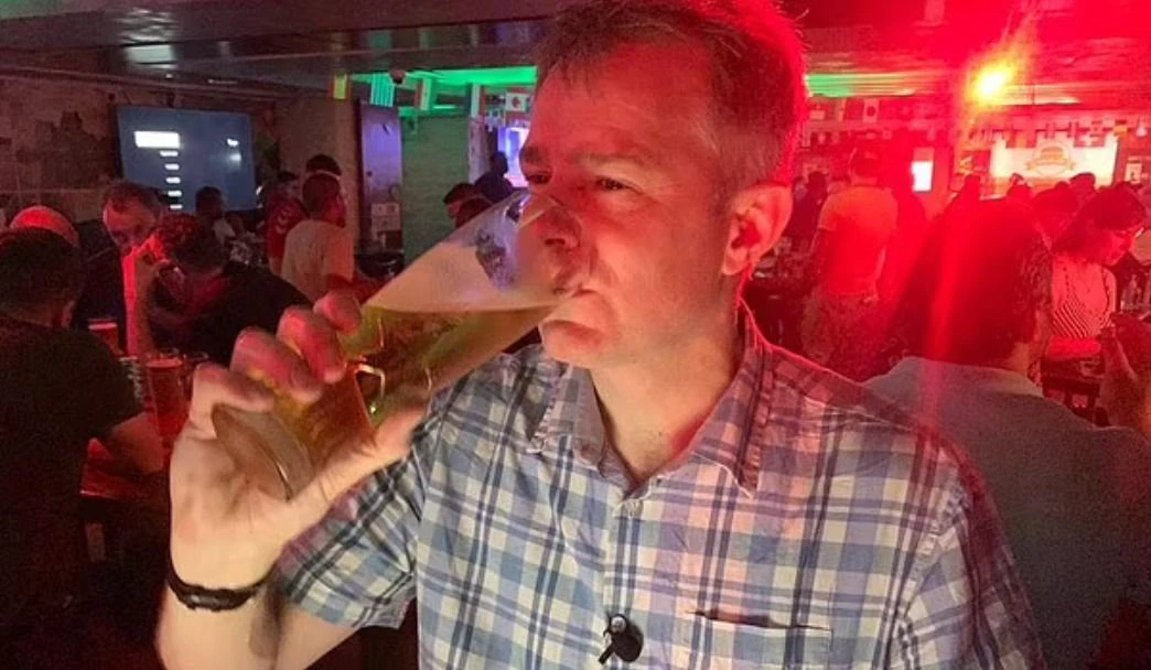 Sam berichtet über seine Erfahrungen in Katar.