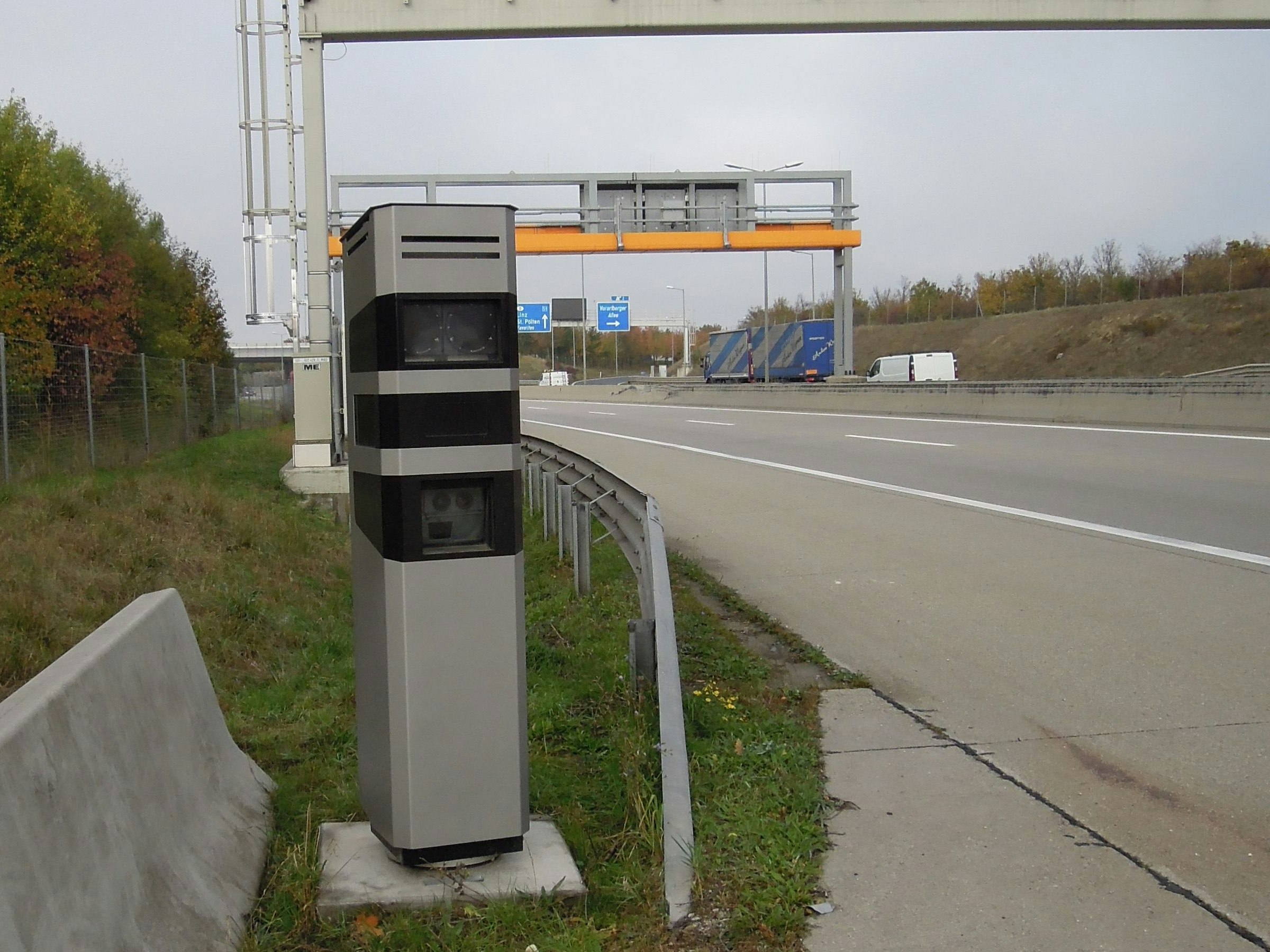 Dieses brandneue Radargerät wird in wenigen Tagen auf der A1 zwischen Enns und Asten in Betrieb gehen.