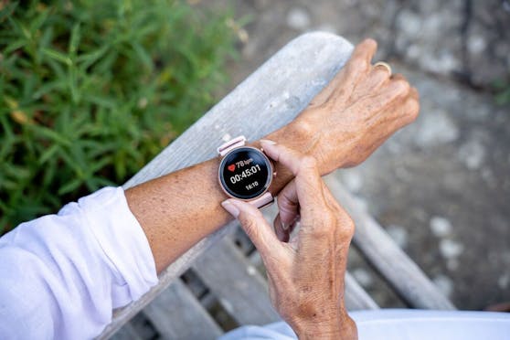Die neue Doro Watch ab sofort in Österreich erhältlich – die einfach zu bedienende Smartwatch.