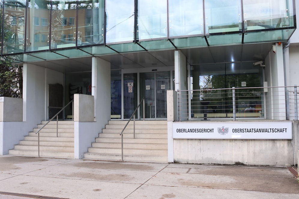 Die Richterin am OLG Linz ließ dem verurteilten Vergewaltiger ein halbes Jahr Strafe nach.