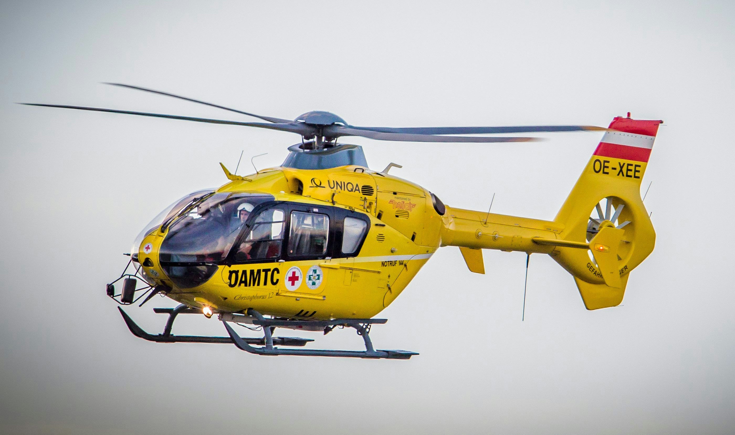 Rettungshubschrauber Christophorus 12