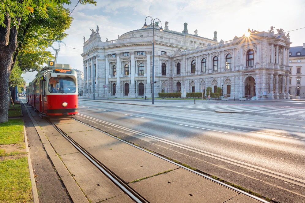 Die Neos fordern eine Verkehrsberuhigung am Ring. 
