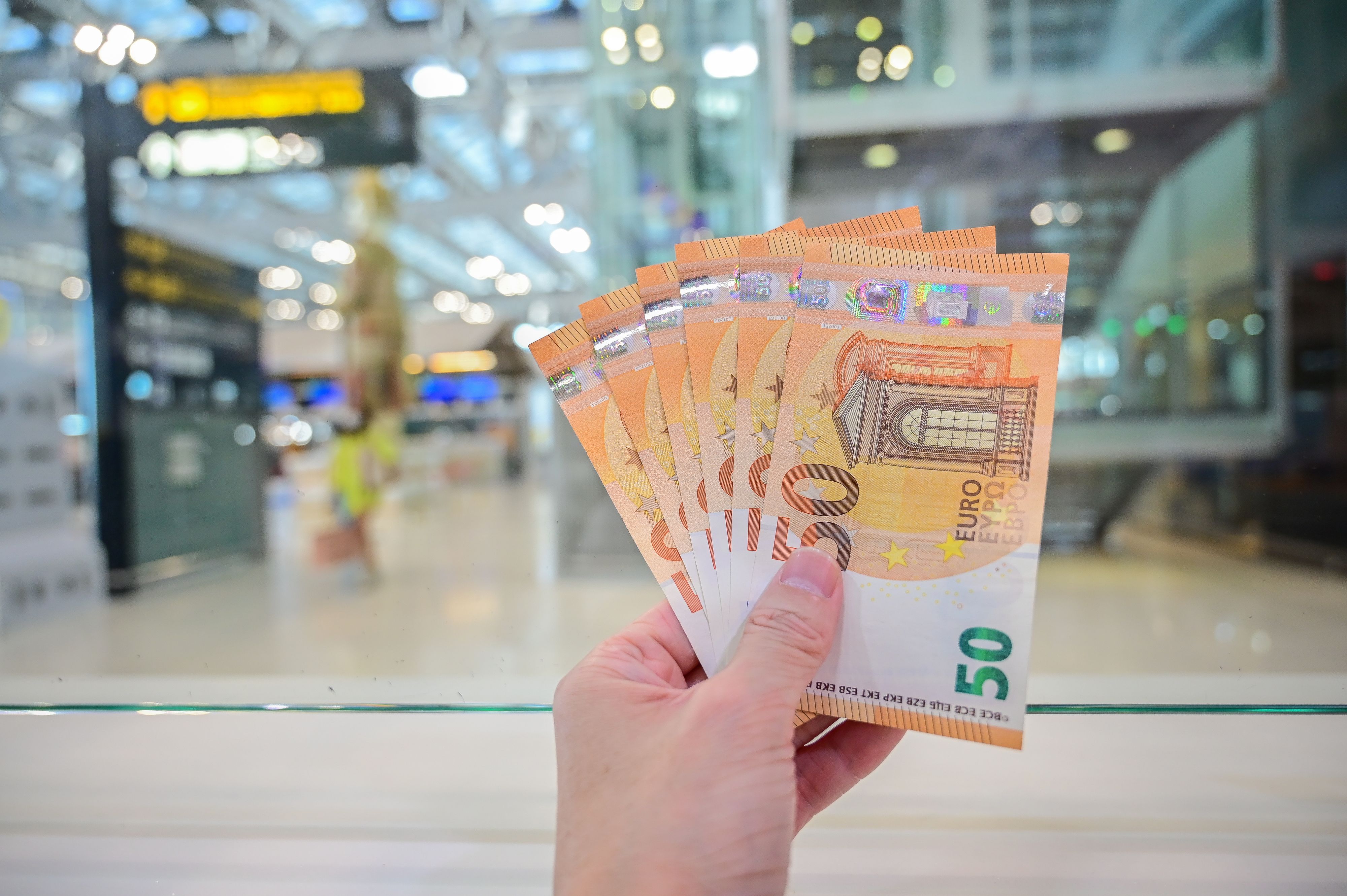 In den Videos geben Userinnen und User Tipps oder erzählen, wie sie ihren «9-to-5-Job» aufgaben und mit Dropshipping reich wurden.