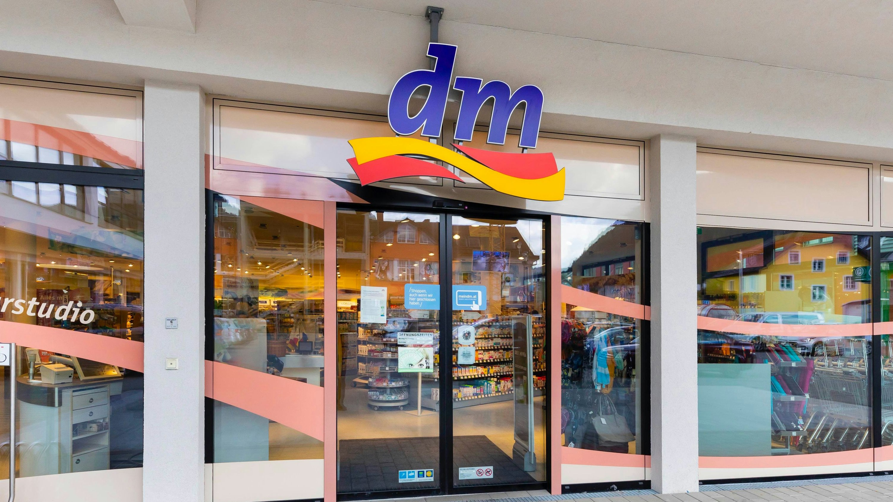 Heute.at - Stromschlag droht! dm ruft Beauty-Zubehör zurück