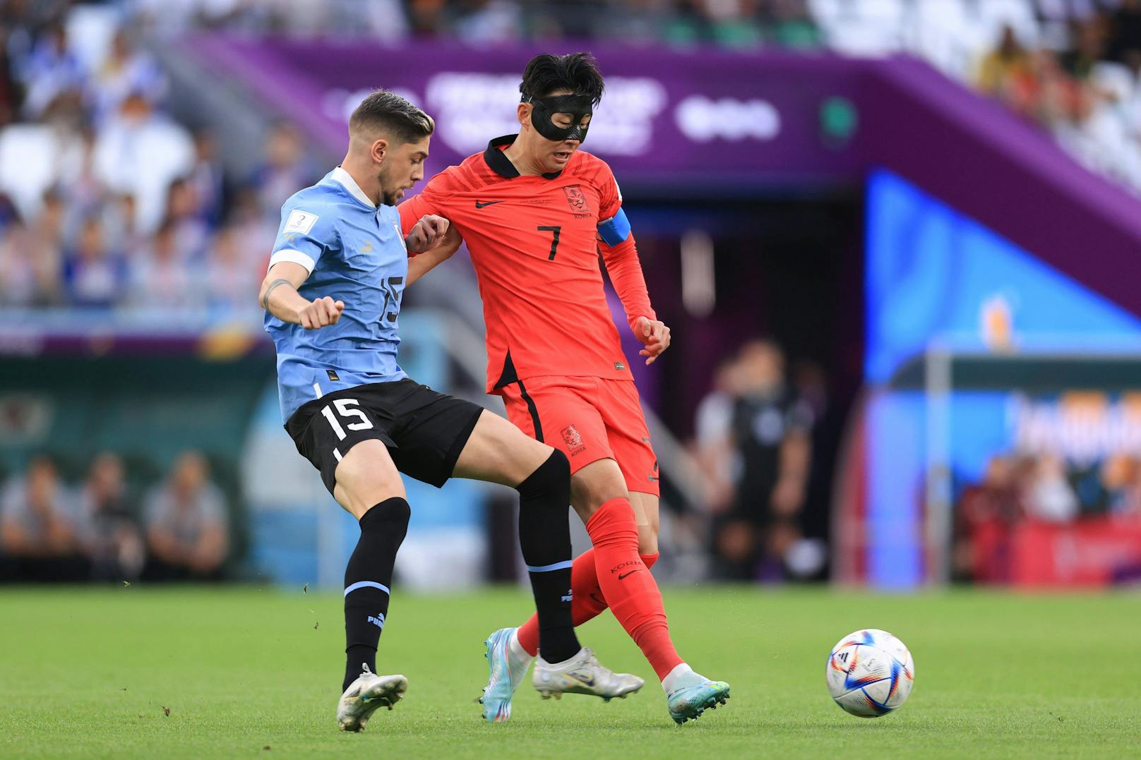 Uruguay und Südkorea trennen sich mit einem torlosen Unentschieden.