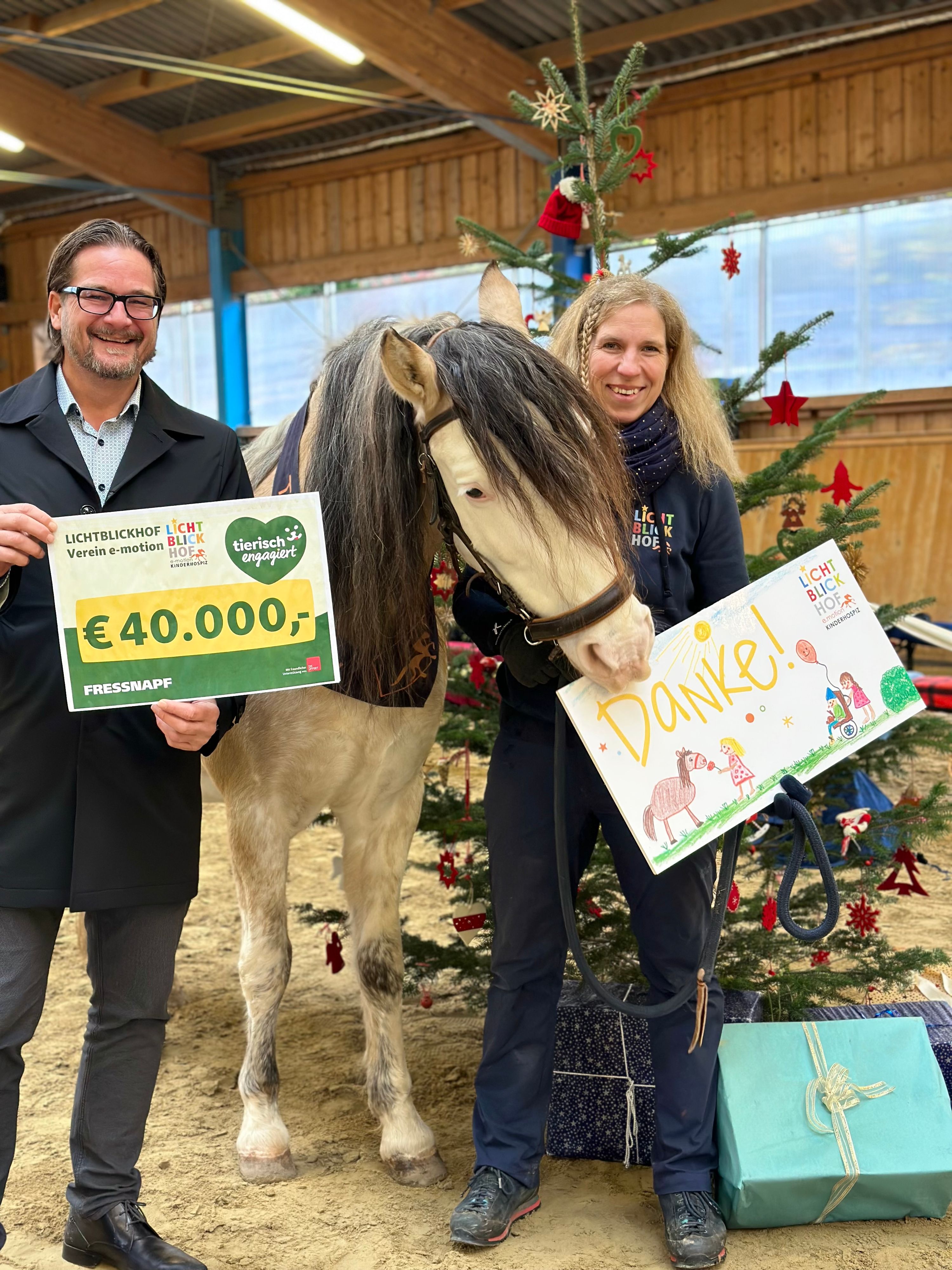 Fressnapf Ist Im Advent "Tierisch Engagiert" - Du Auch? | Heute.at