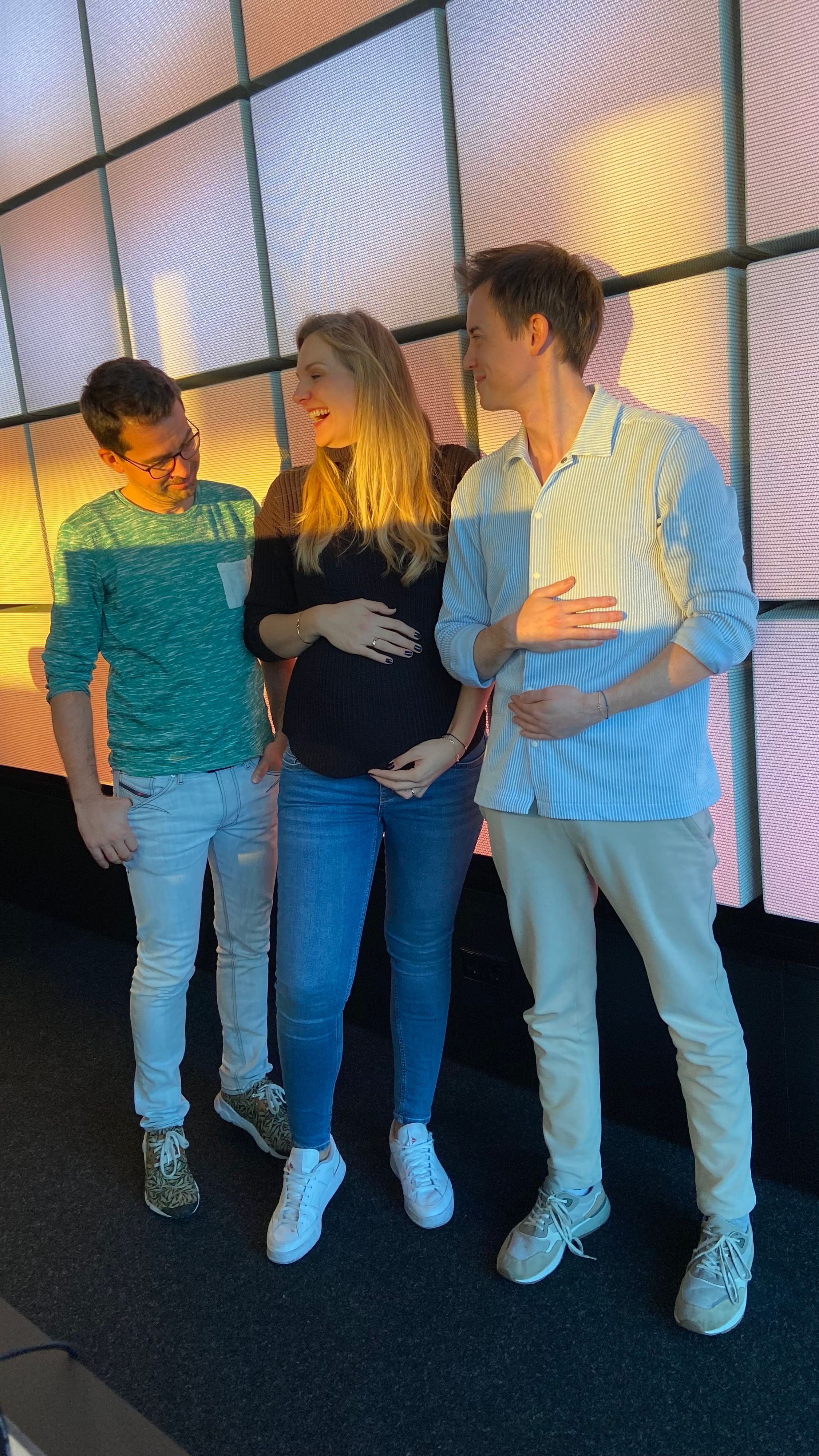 Lisa Hotwagner verabschiedet sich in die Babypause – ihre Kollegen Philipp Hansa und Daniel Schrott machen noch rasch den 